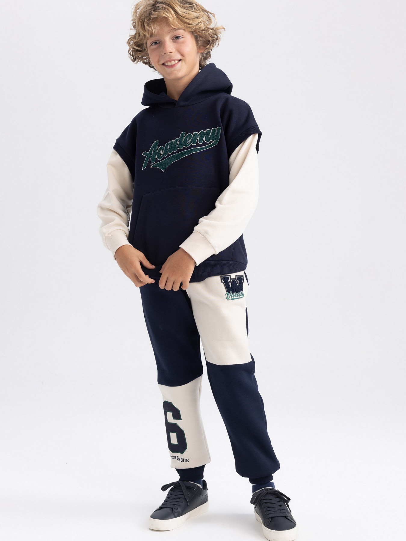 Джоггеры DeFacto модель A4479A8-NV245 Фото