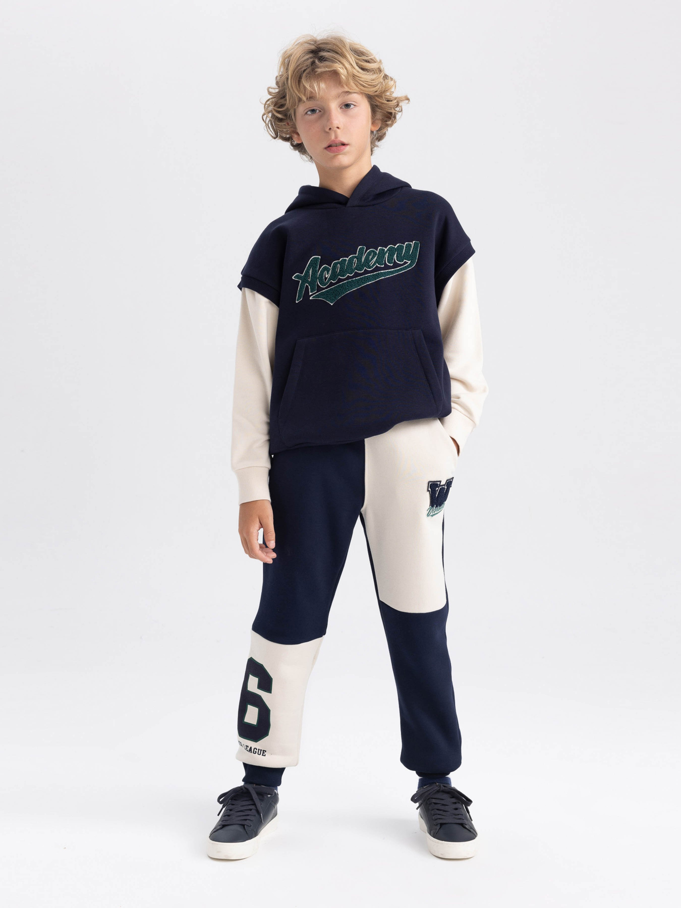 Джоггеры DeFacto модель A4479A8-NV245 Фото