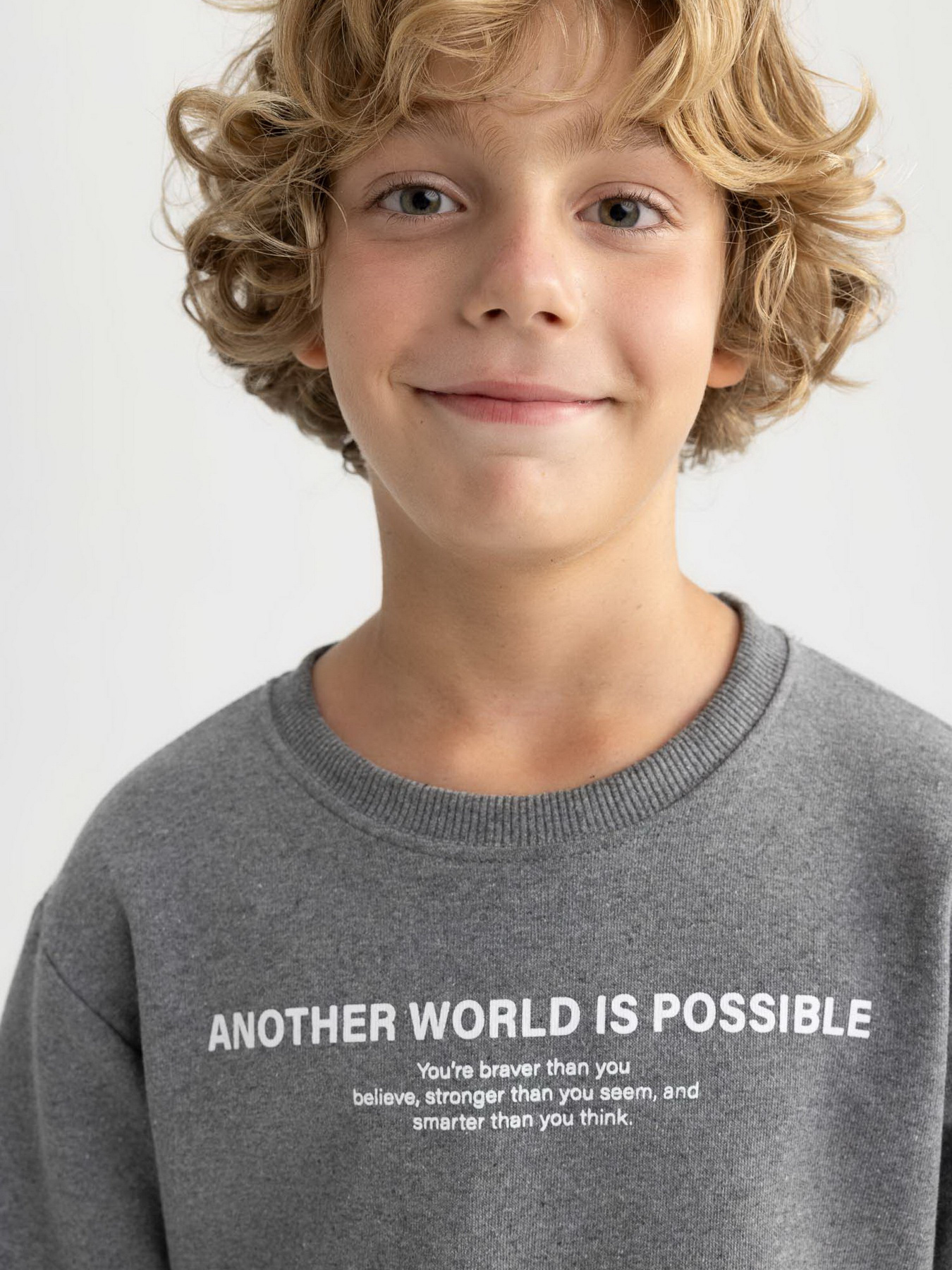 Свитшот DeFacto модель A9776A8-AR163 Фото