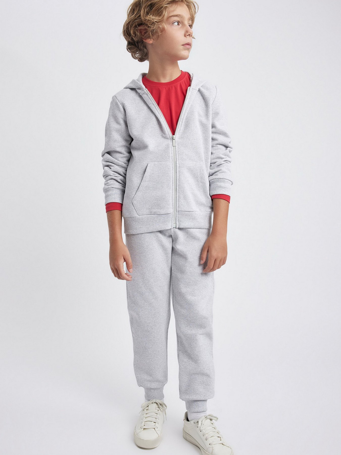 Джоггеры DeFacto модель K8846A6-GR400 Фото