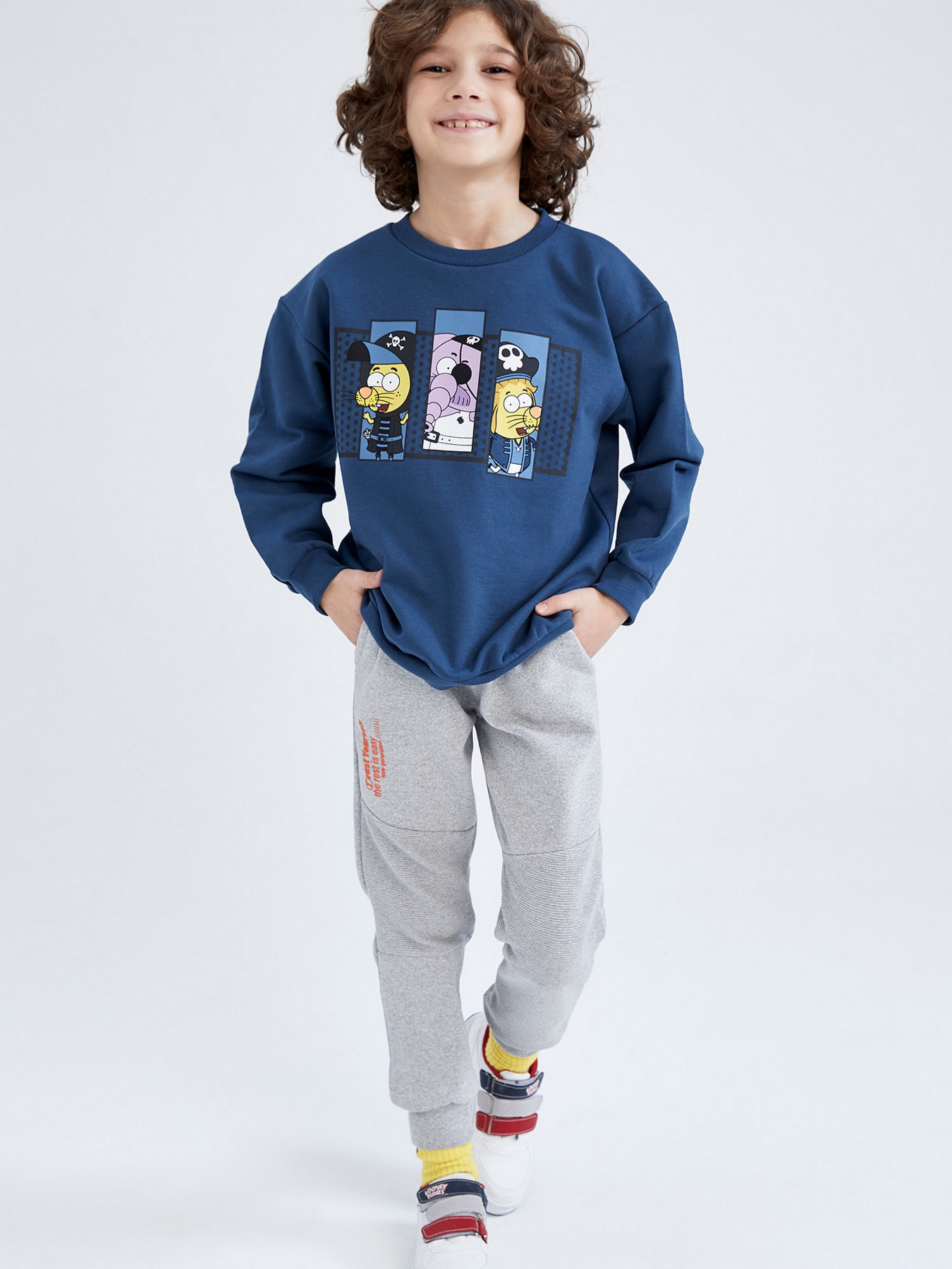 Джогери DeFacto модель S1856A6-GR210 Фото