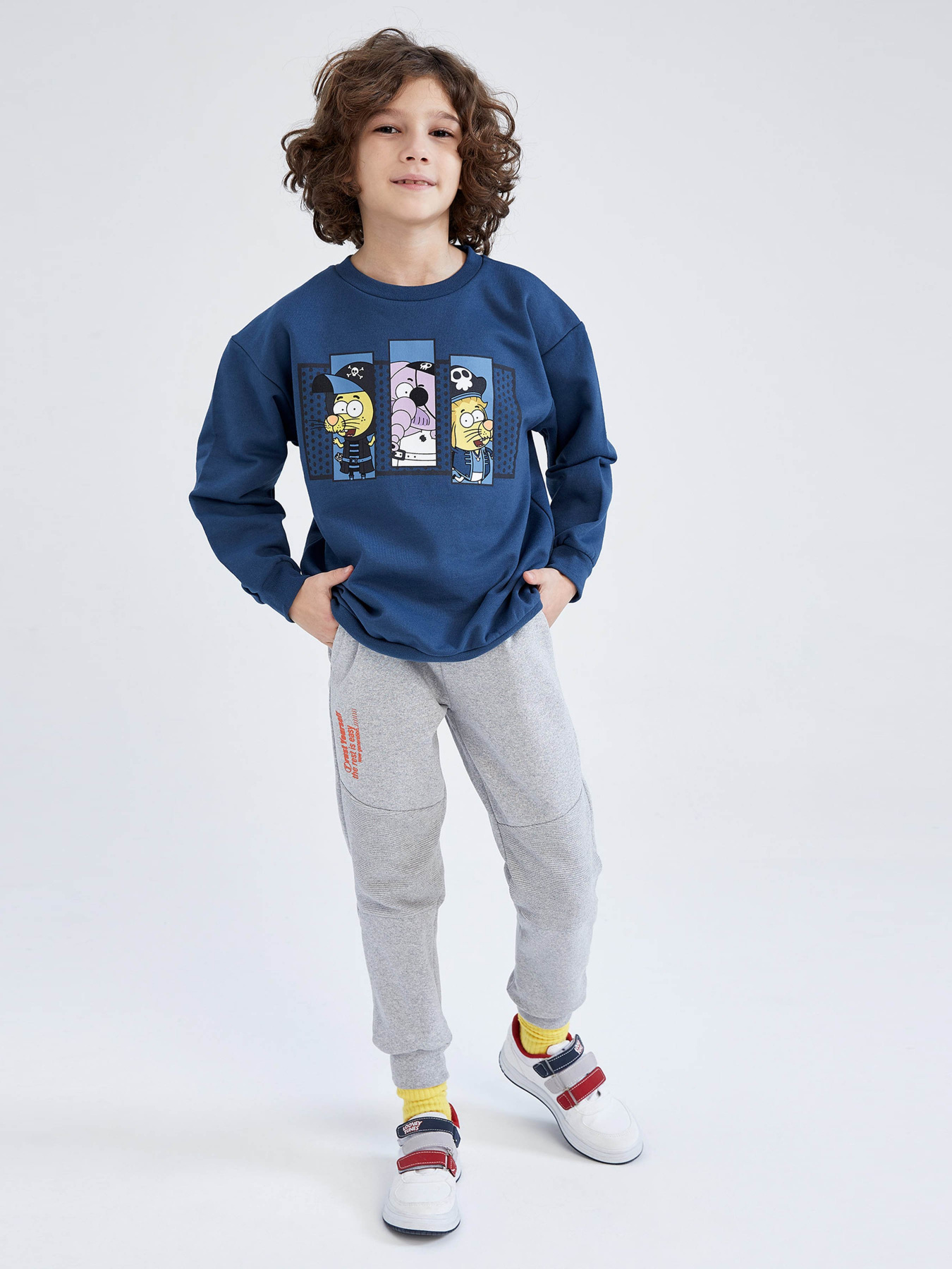 Джогери DeFacto модель S1856A6-GR210 Фото