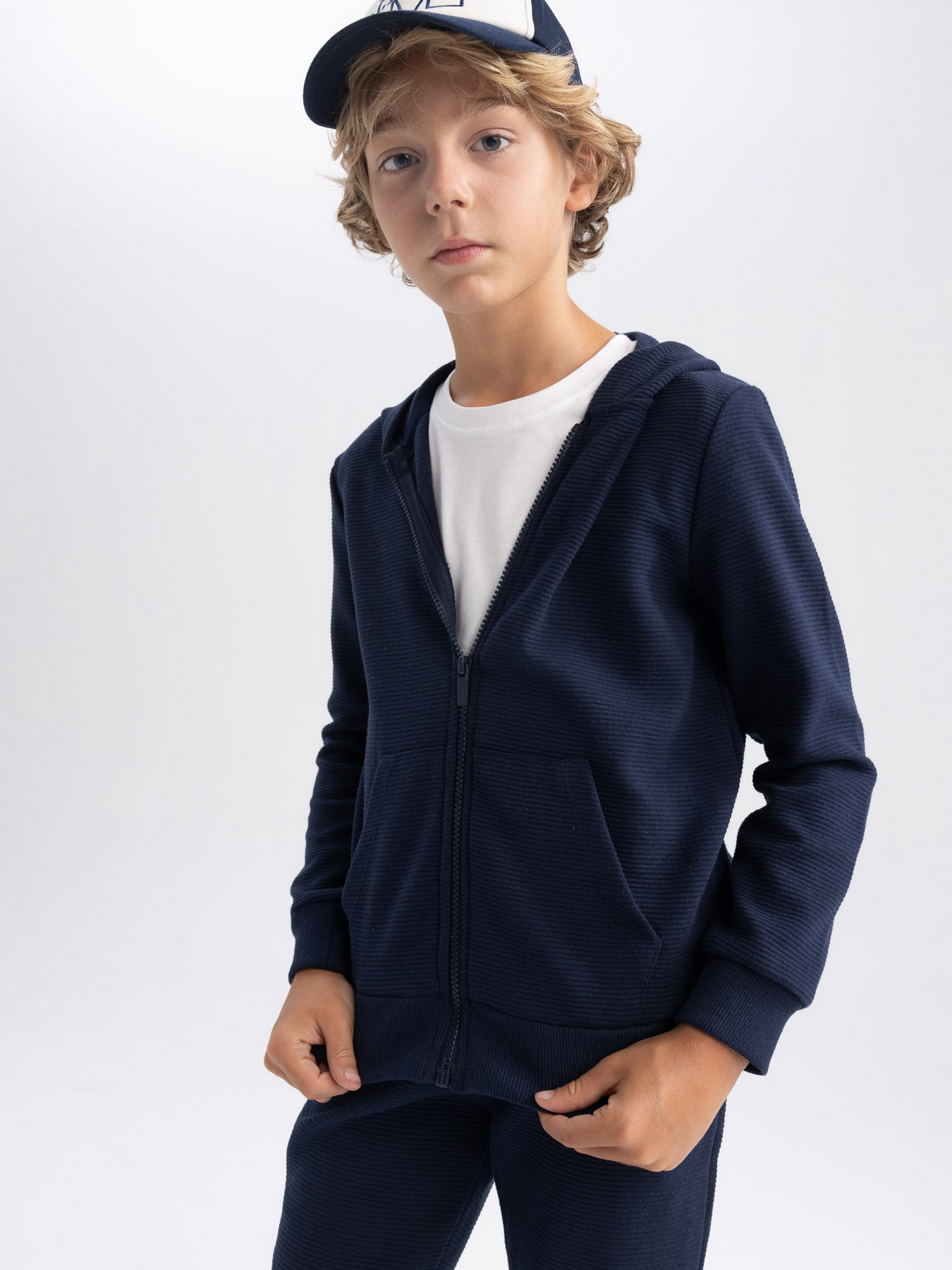 Кофта DeFacto модель T7468A6-NV135 Фото