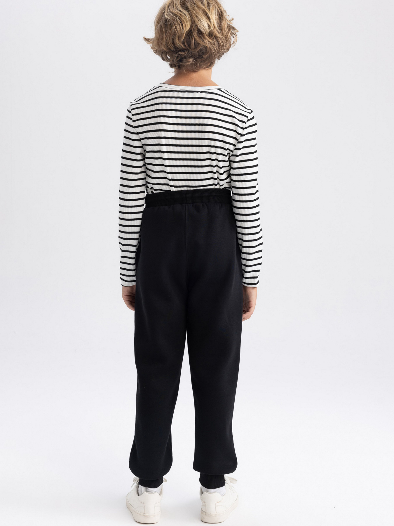 Джоггеры DeFacto модель W0773A6-BK81 Фото