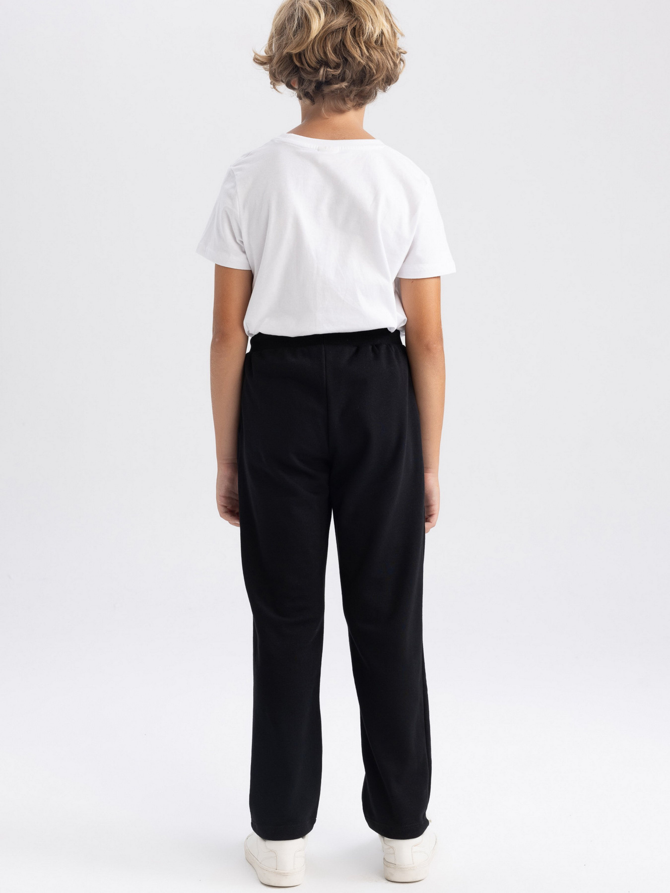 Брюки повседневные DeFacto модель X6955A6-BK81 Фото