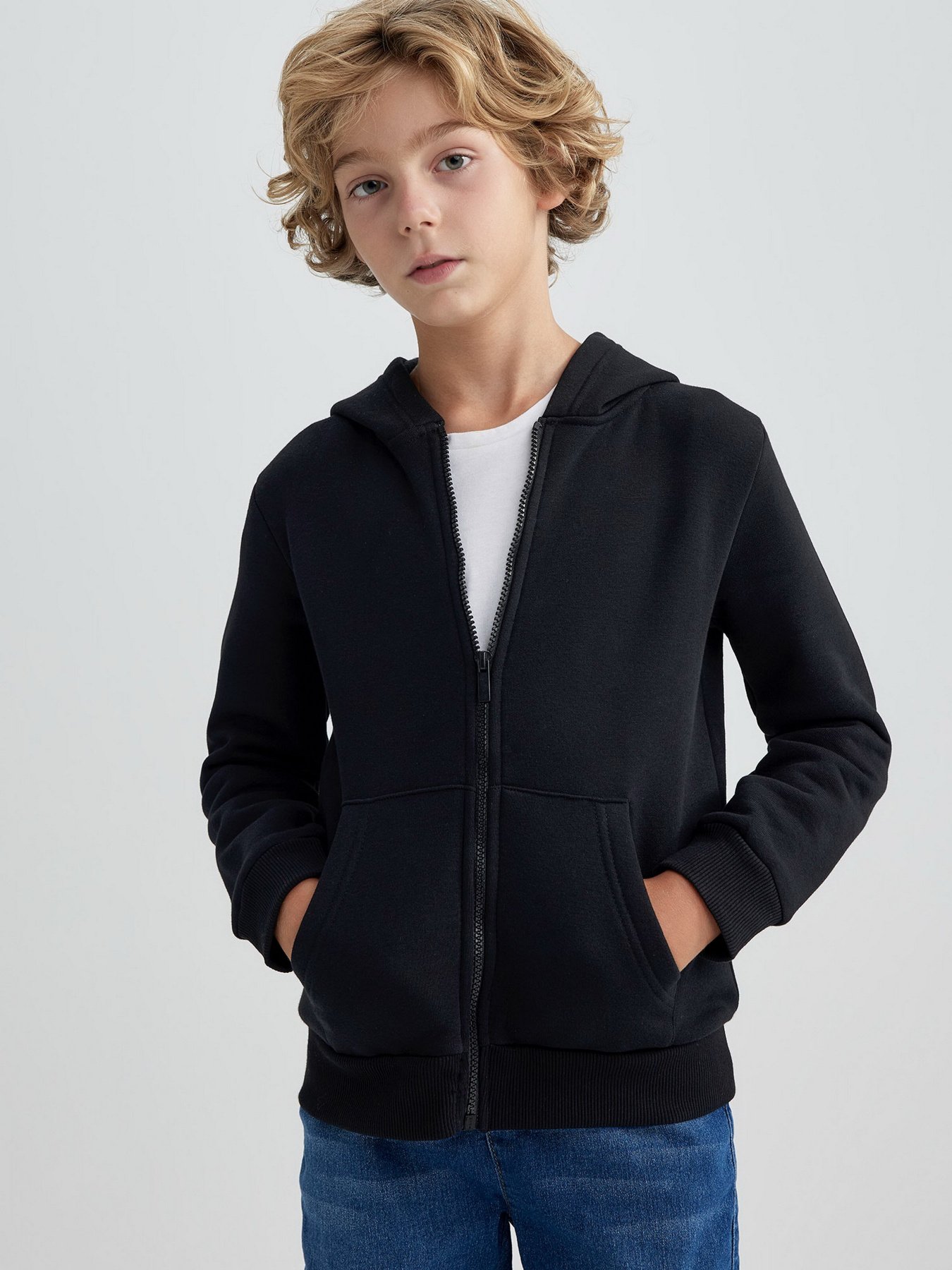 Кофта DeFacto модель X7382A6-BK81 Фото