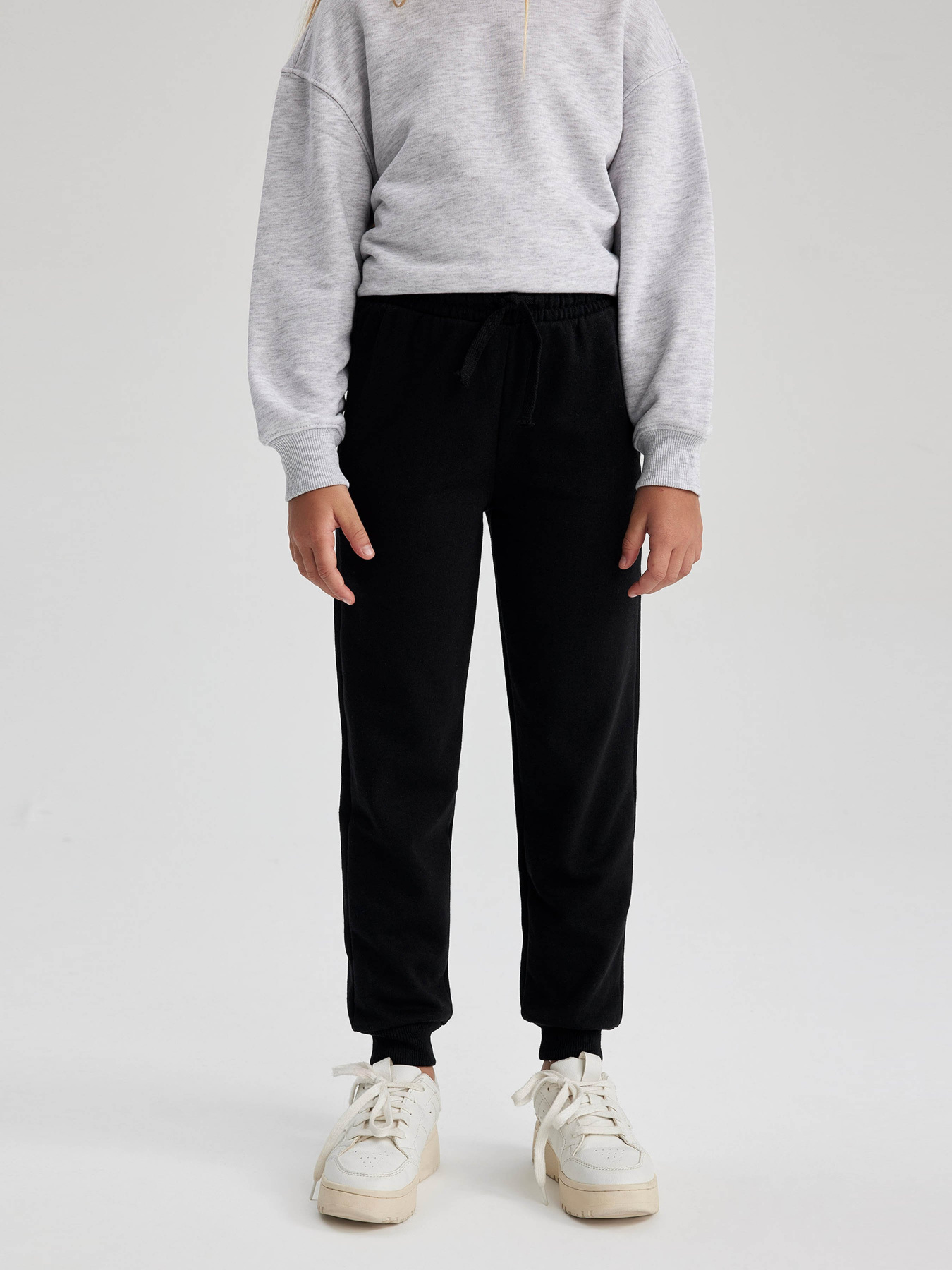 Джоггеры DeFacto модель Y1226A6-BK81 Фото