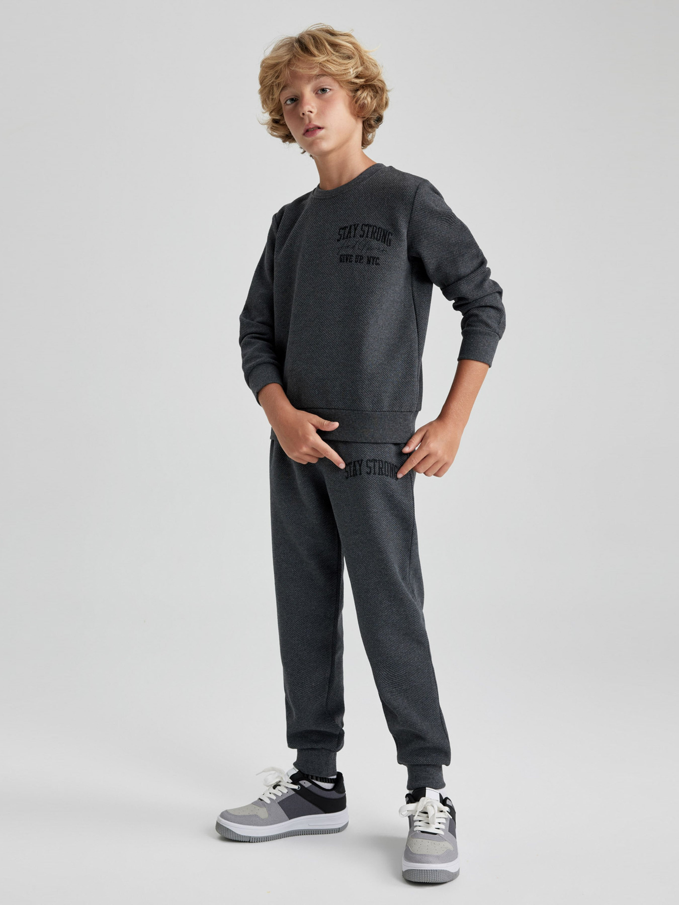 Костюм DeFacto модель B0402A8-AR163 Фото