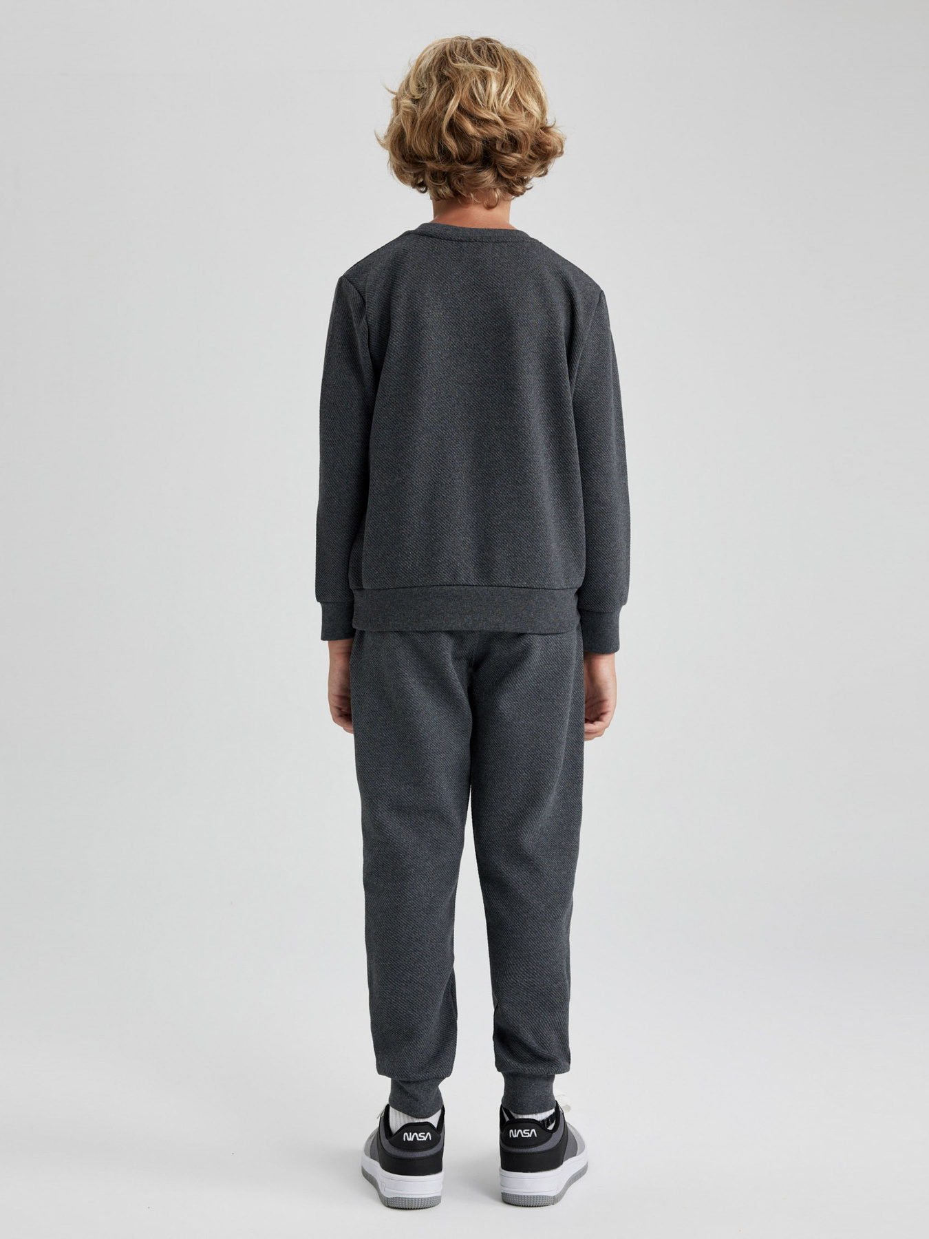 Повседневный костюм DeFacto модель B0402A8-AR163 Фото