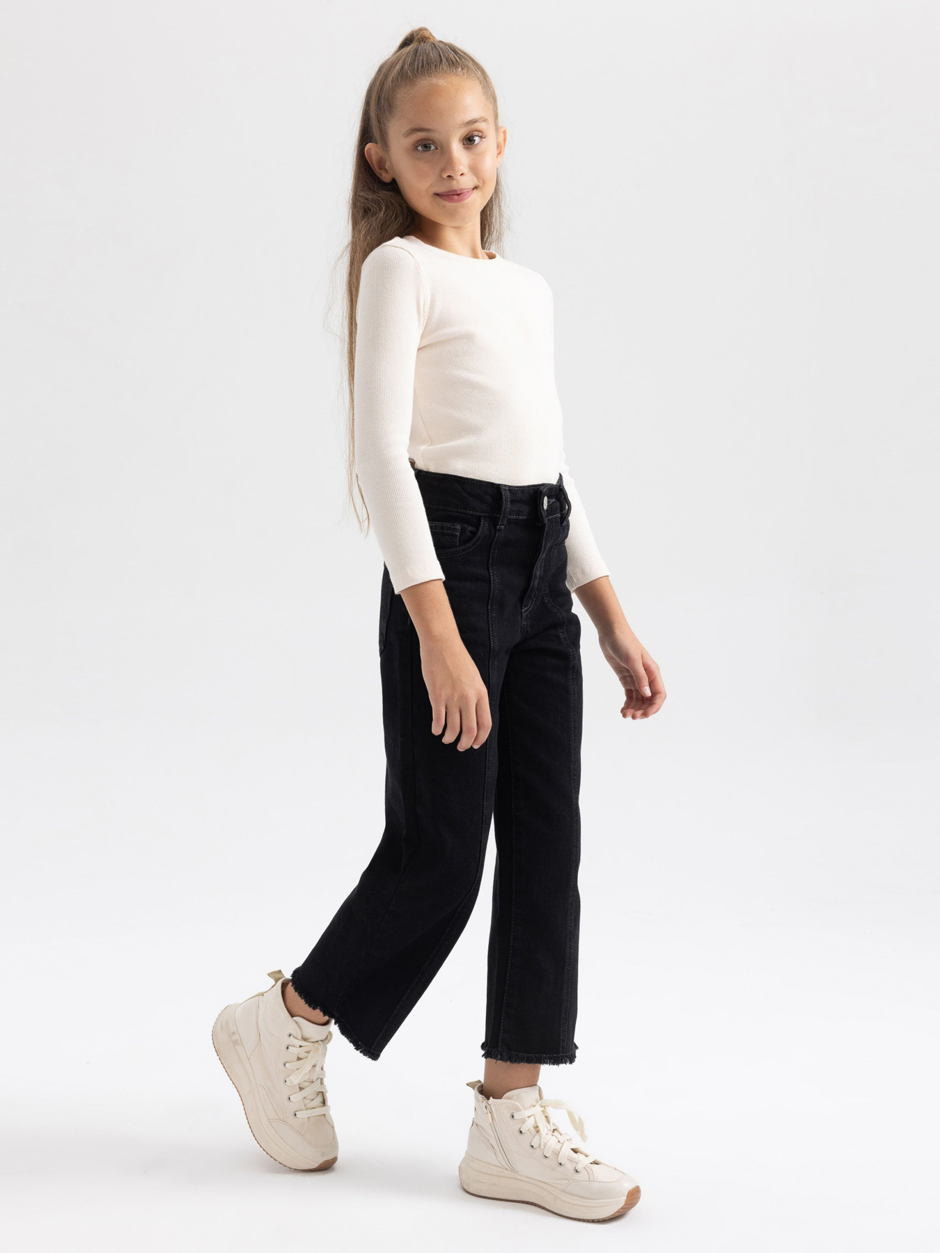 Прямі джинси DeFacto модель B1235A8-NM36 Фото