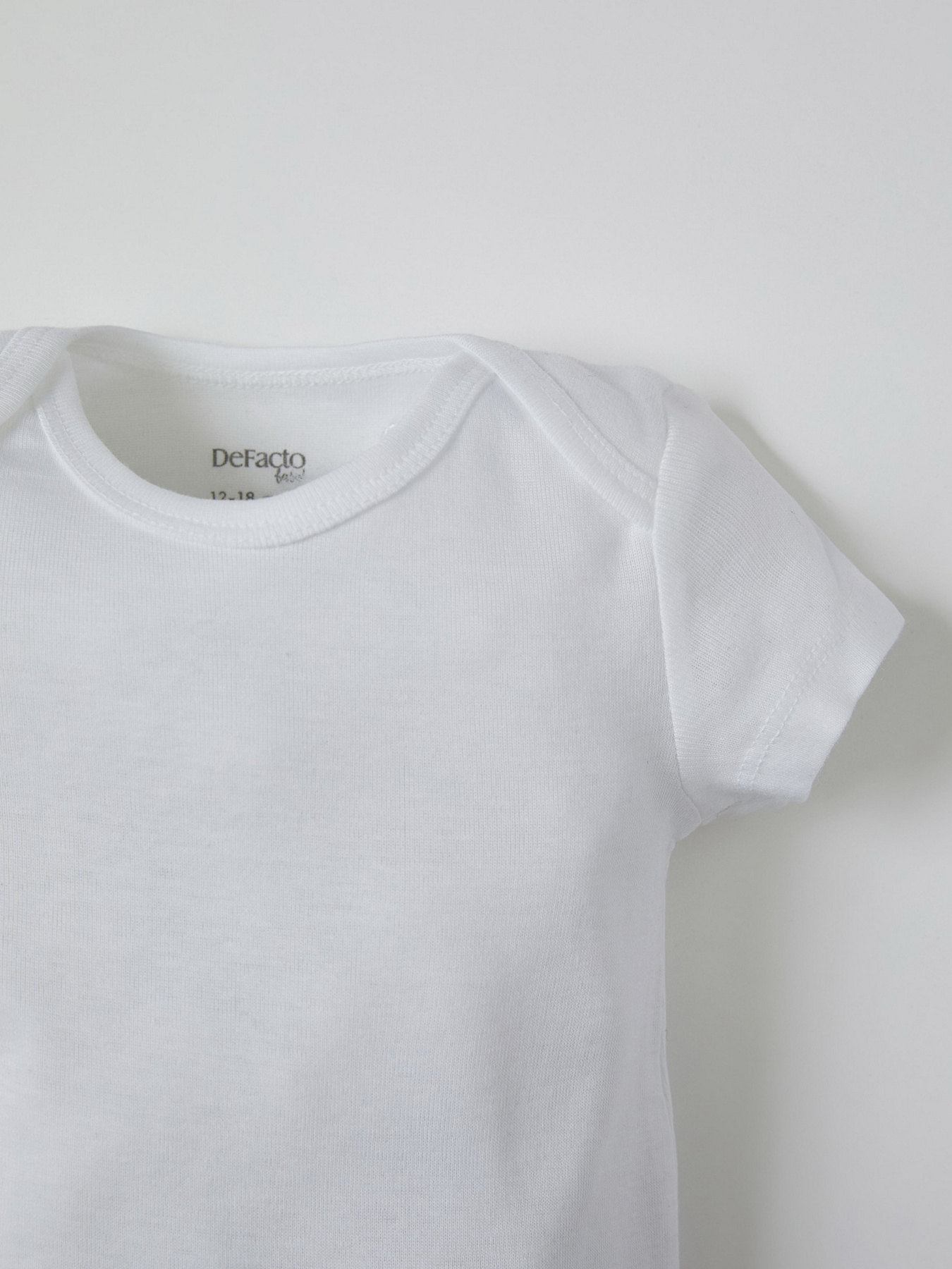 Набір боді DeFacto модель T5440A2-ER105 Набір боді DeFacto модель T5440A2-ER105 Фото