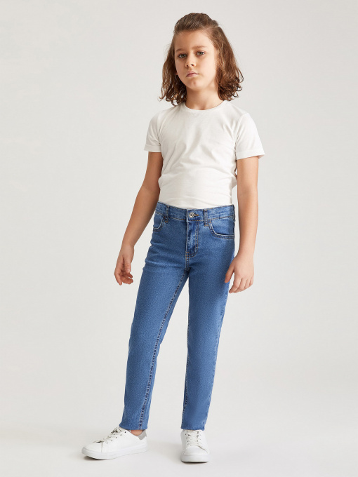 Завужені джинси DeFacto модель S9867A6-NM28 Фото