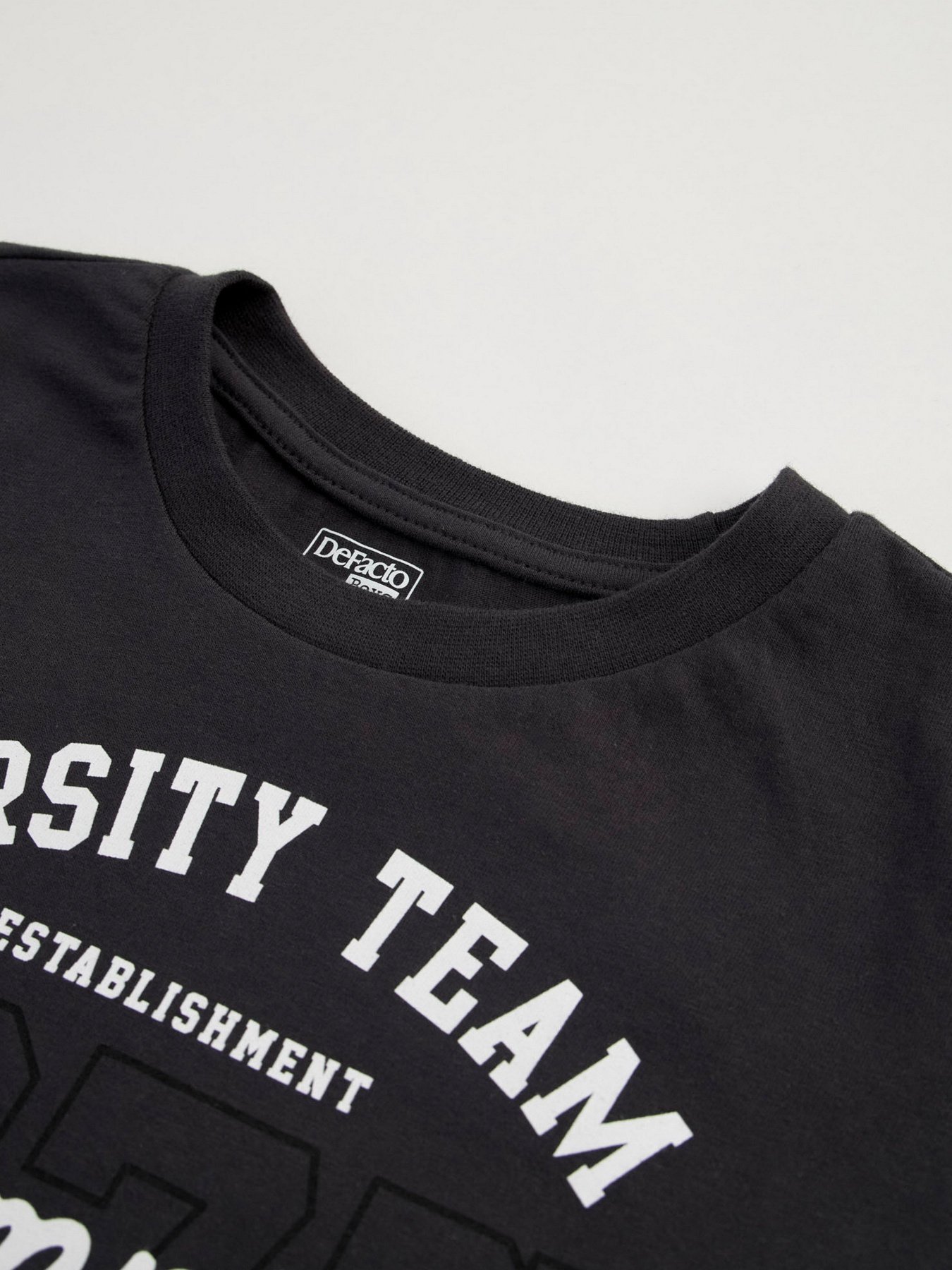 Футболки і поло DeFacto модель T7592A6-AR98 Фото