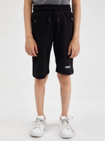 Повсякденні шорти DeFacto модель U4620A6-BK52 Повсякденні шорти DeFacto модель U4620A6-BK52 Фото