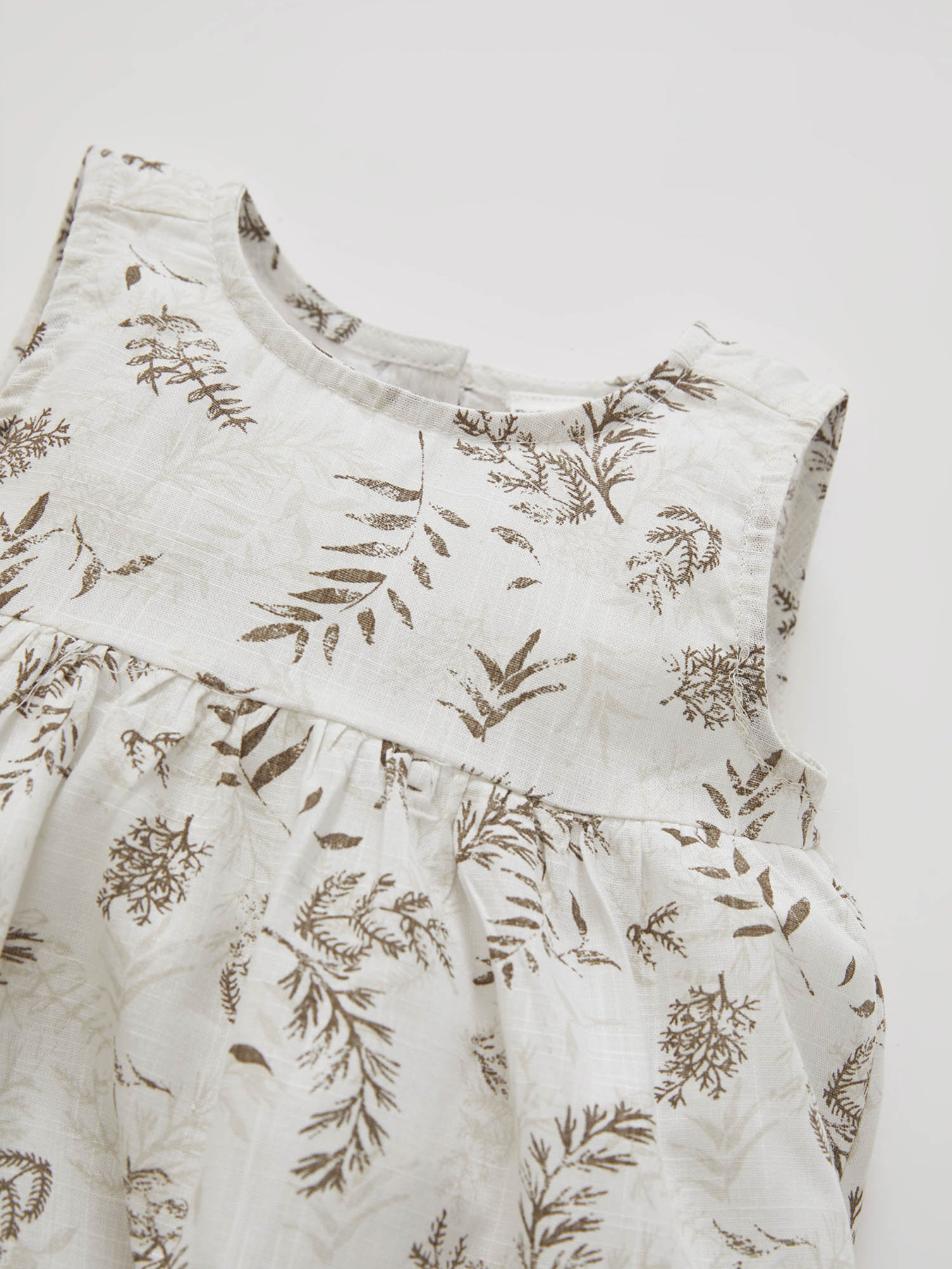 Платье миди DeFacto модель V5768A2-ER212 Фото