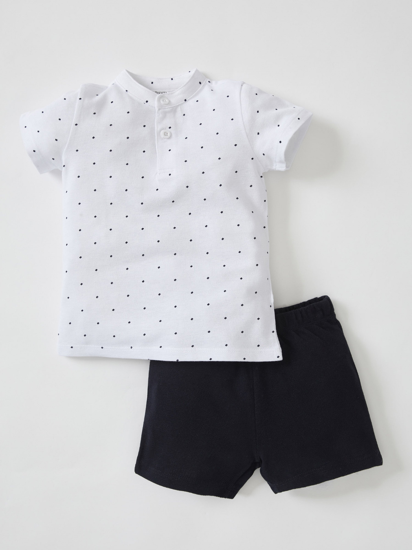 Повседневный костюм DeFacto модель V6080A2-WT34 Повседневный костюм DeFacto модель V6080A2-WT34 Фото