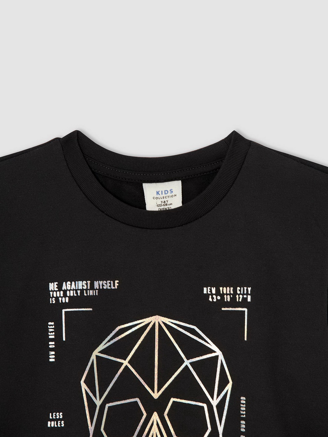 Свитшот DeFacto модель V0038A6-BK54 Фото