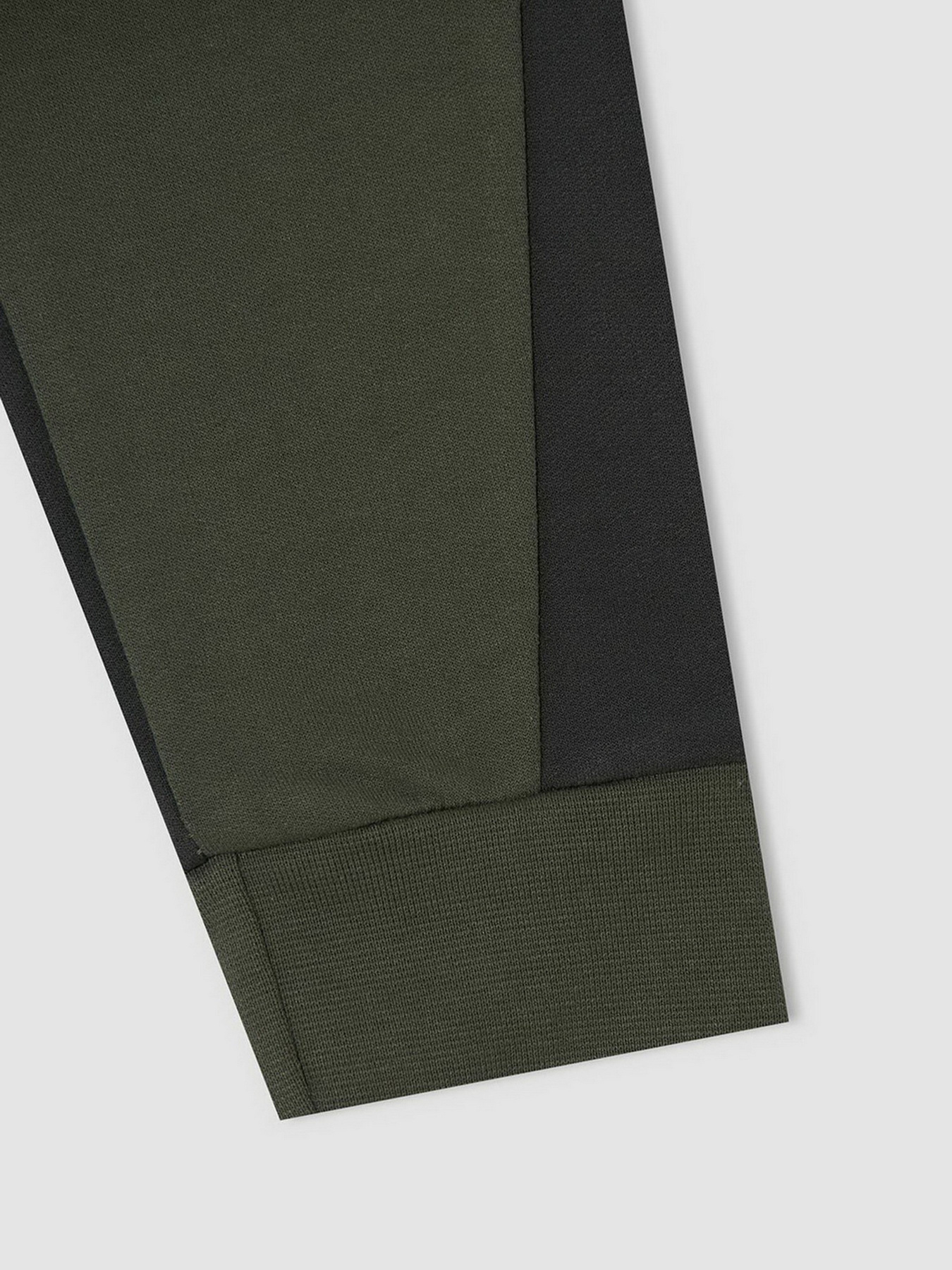 Штаны спортивные DeFacto модель V3185A6-KH391 Фото