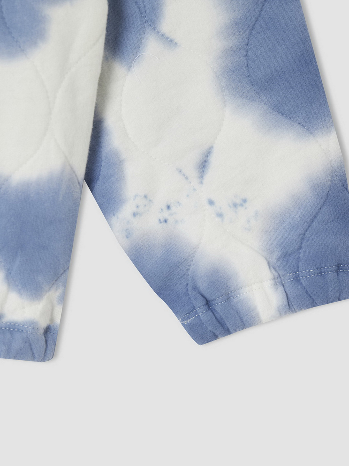 Свитшот DeFacto модель W1341A6-BE18 Фото