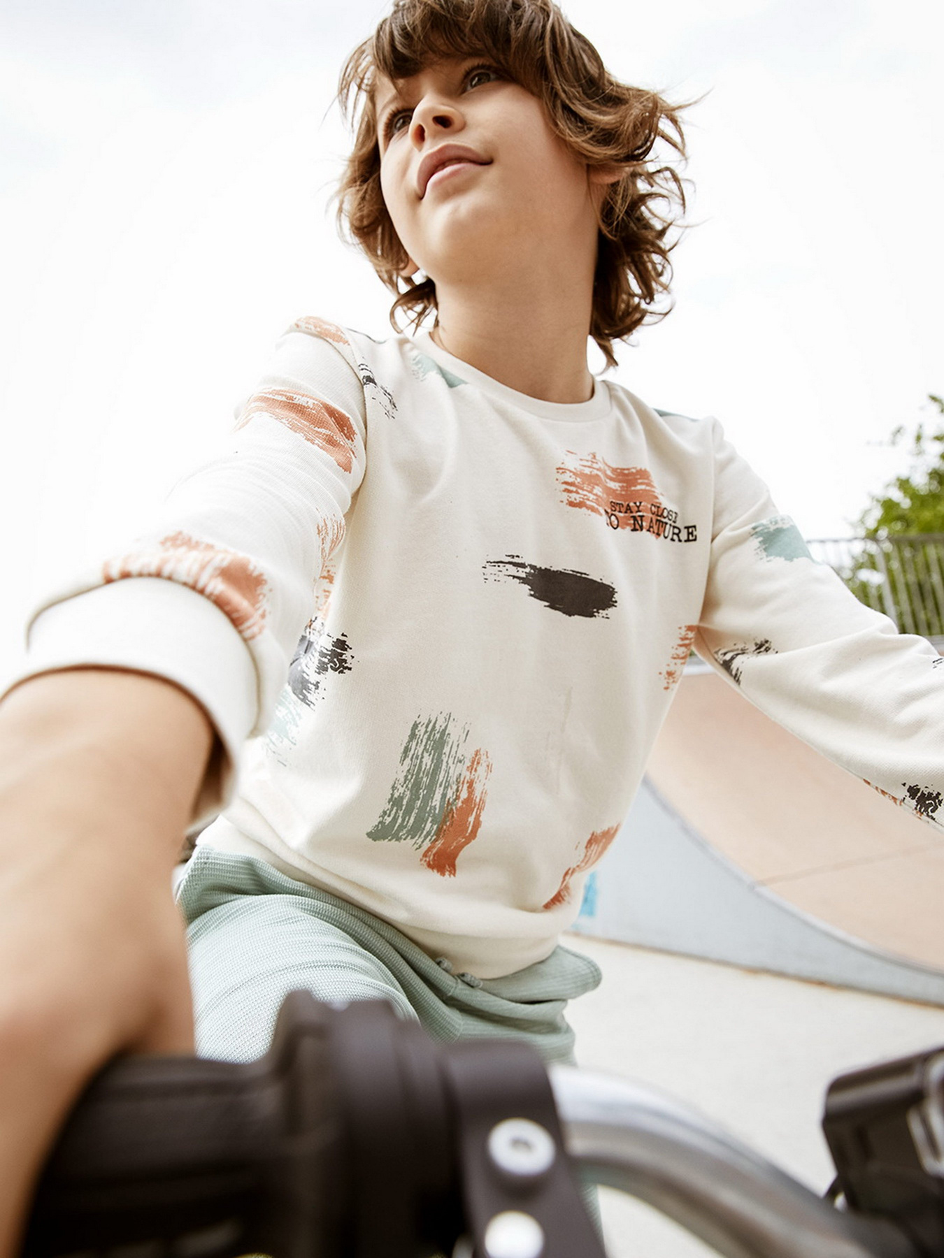 Свитшот DeFacto модель V5420A6-BG662 Свитшот DeFacto модель V5420A6-BG662 Фото