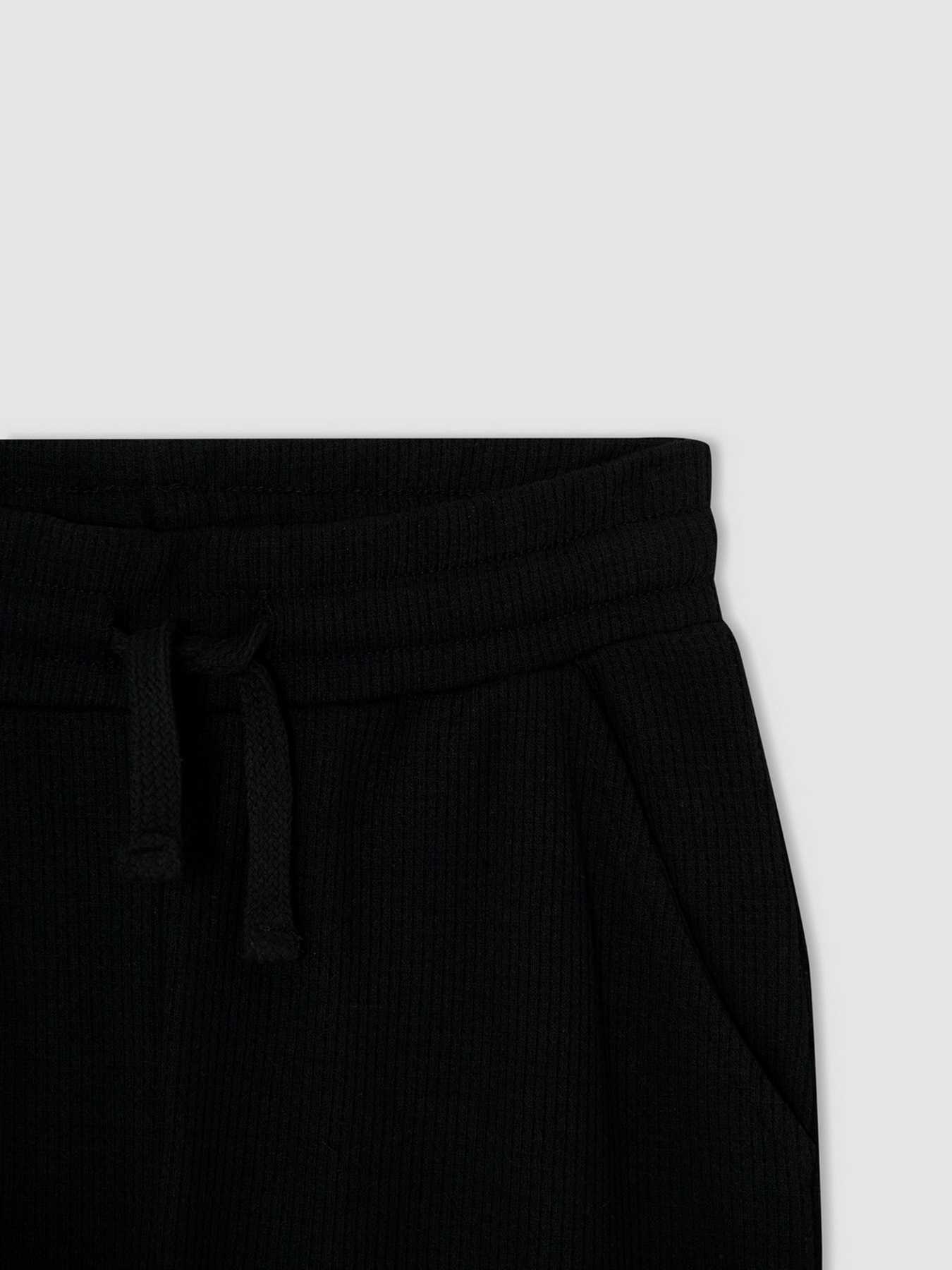 Набор спортивных штанов DeFacto модель V3657A6-BK52 Фото