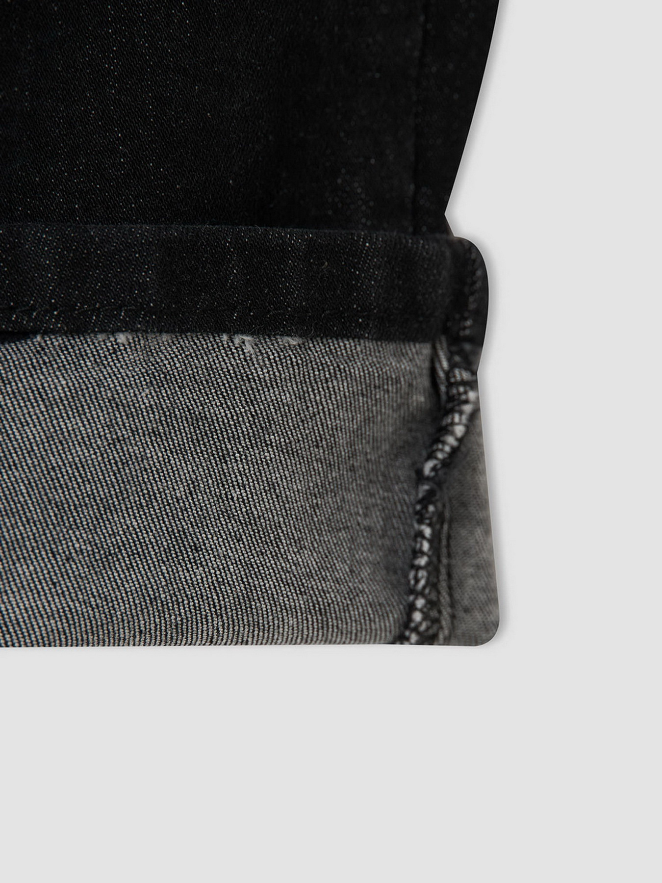 Зауженные джинсы DeFacto модель U7803A6-NM40 Фото