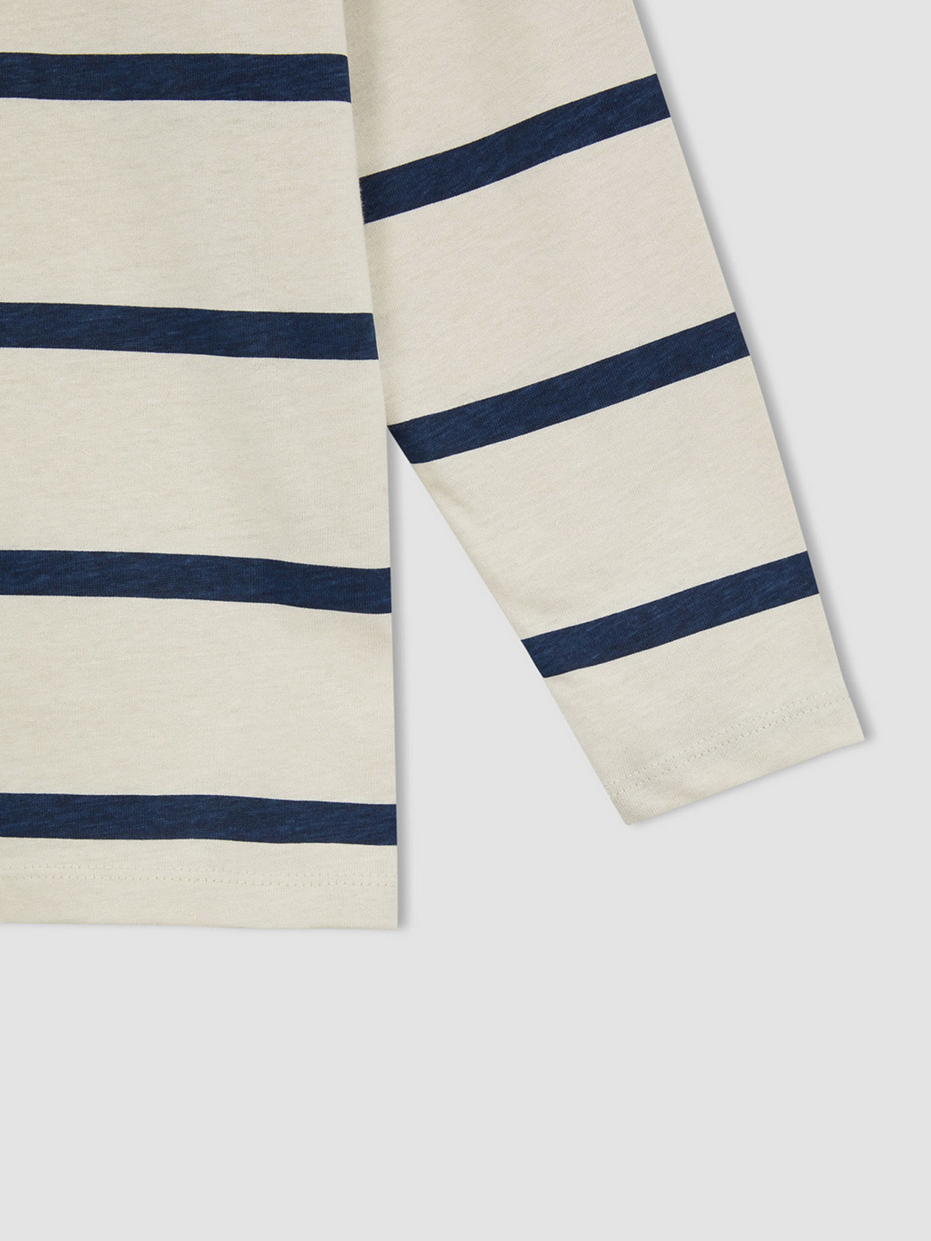 Лонгслив DeFacto модель W7537A6-BG662 Фото