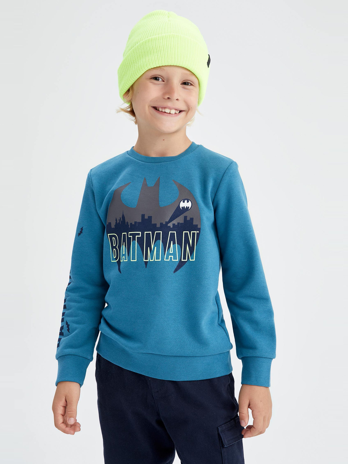 Свитшот DeFacto модель Y2431A6-GN331 Фото