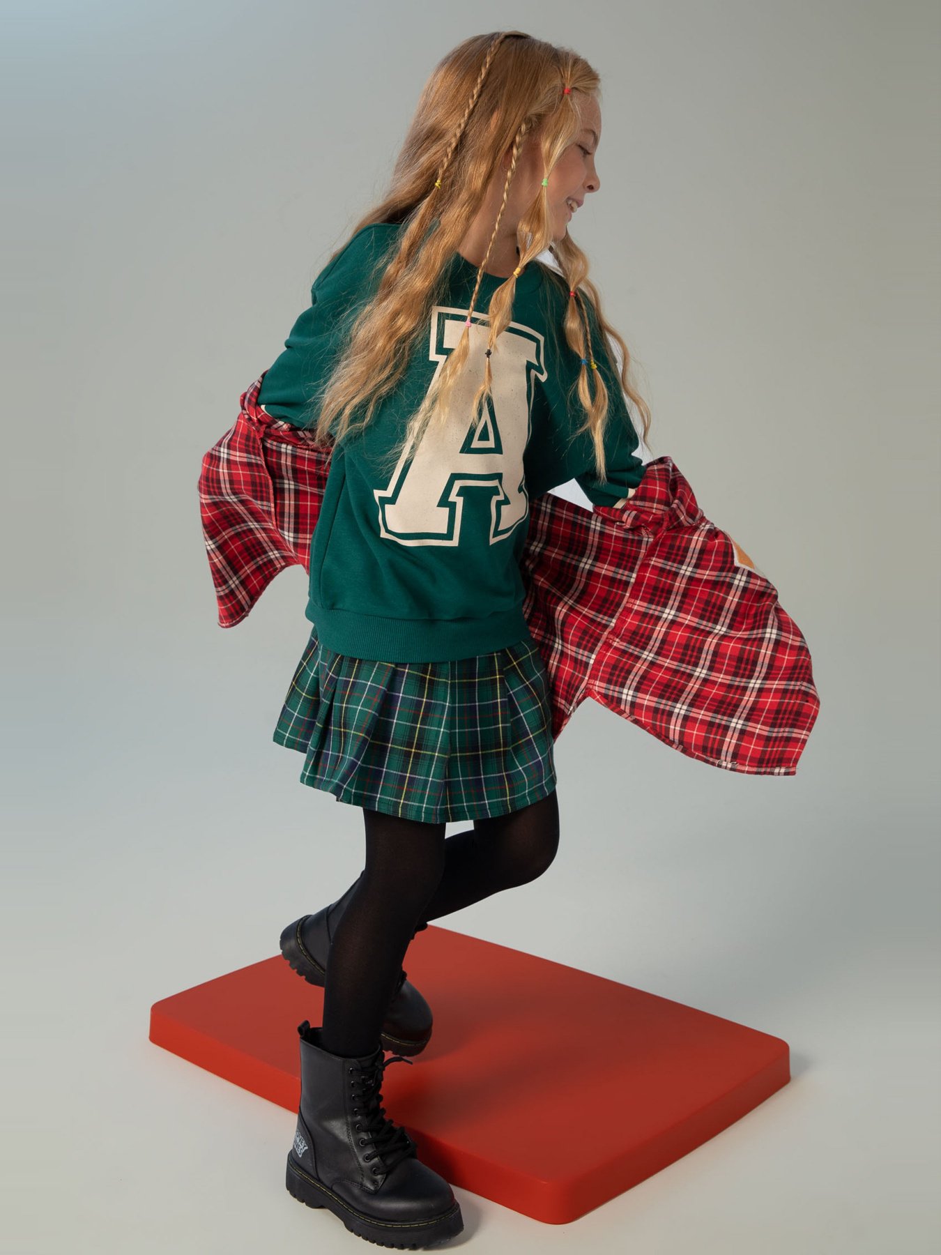 Світшот DeFacto модель Y3154A6-TR390 Фото