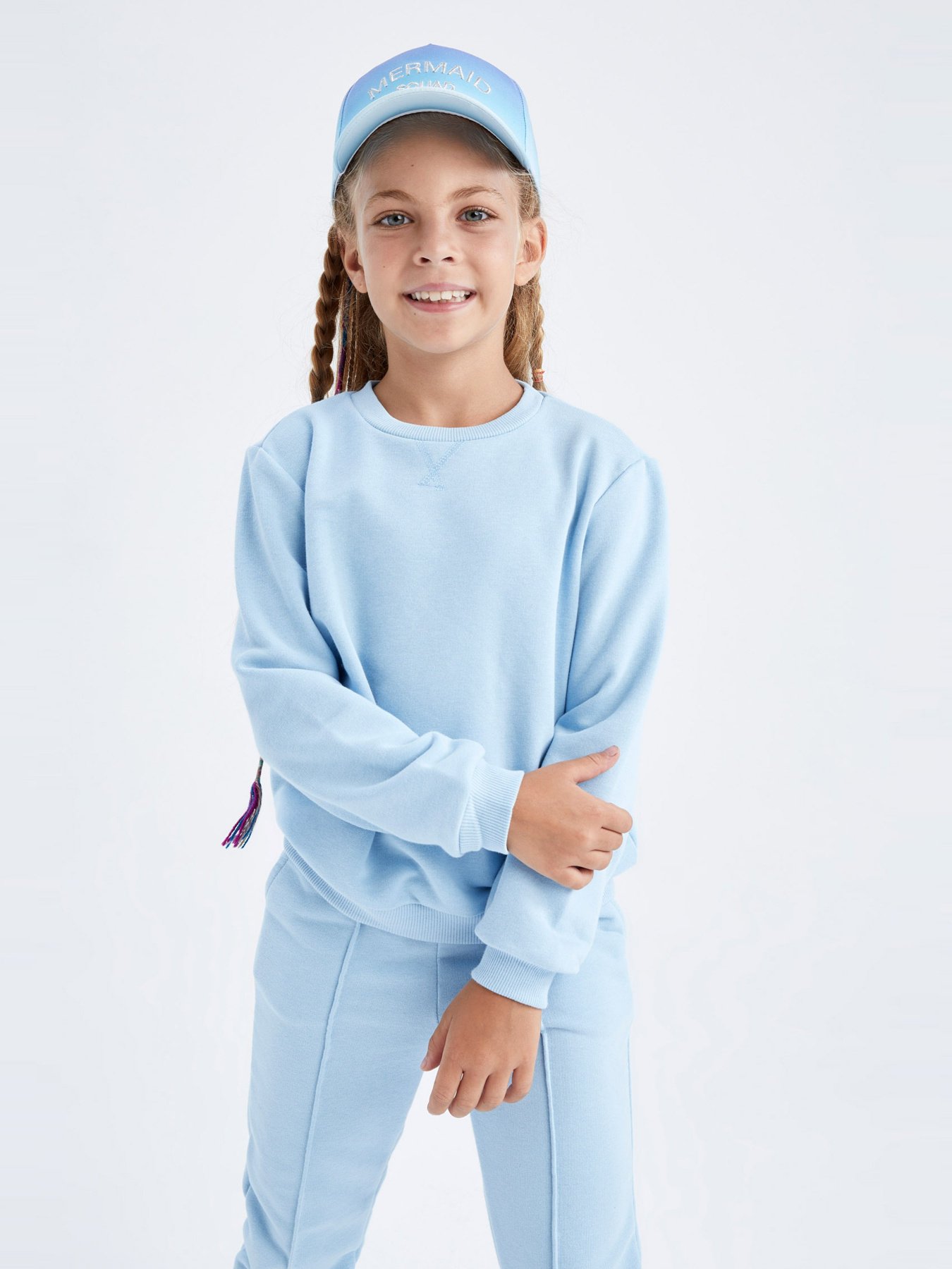 Свитшот DeFacto модель U6470A6-BE731 Фото