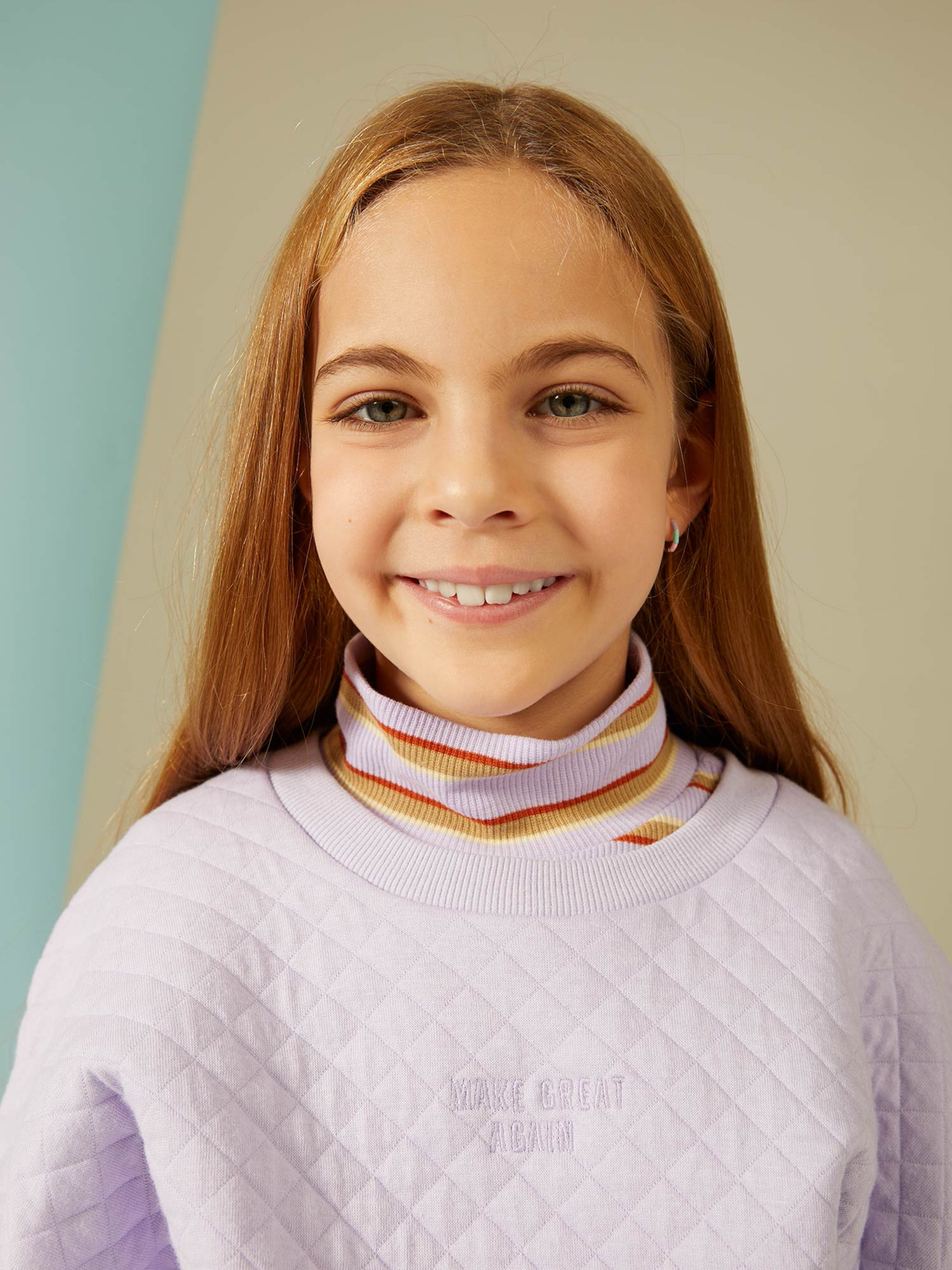 Свитшот DeFacto модель V1407A6-PR67 Фото