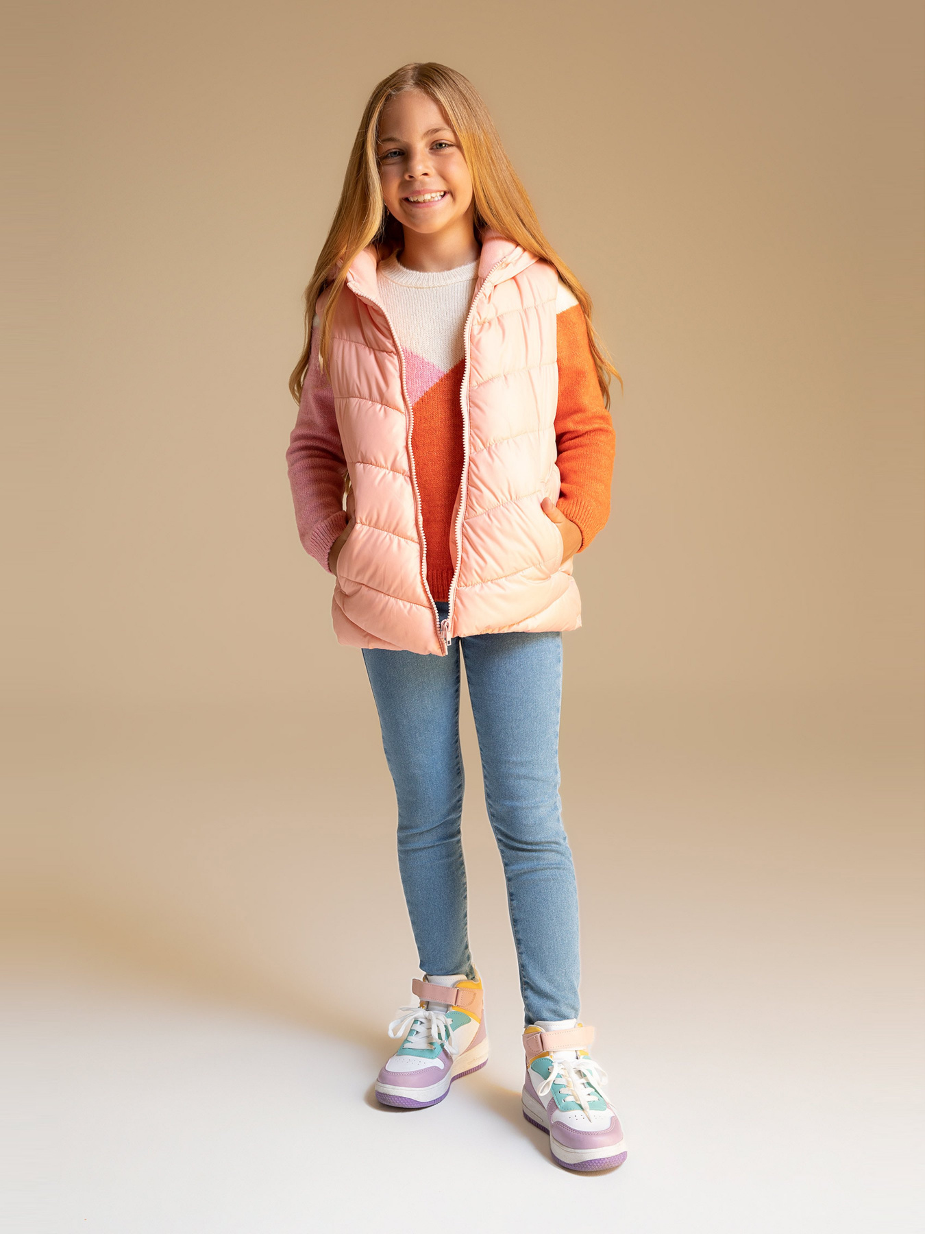 Утеплений жилет DeFacto модель U4287A6-BR74 Фото