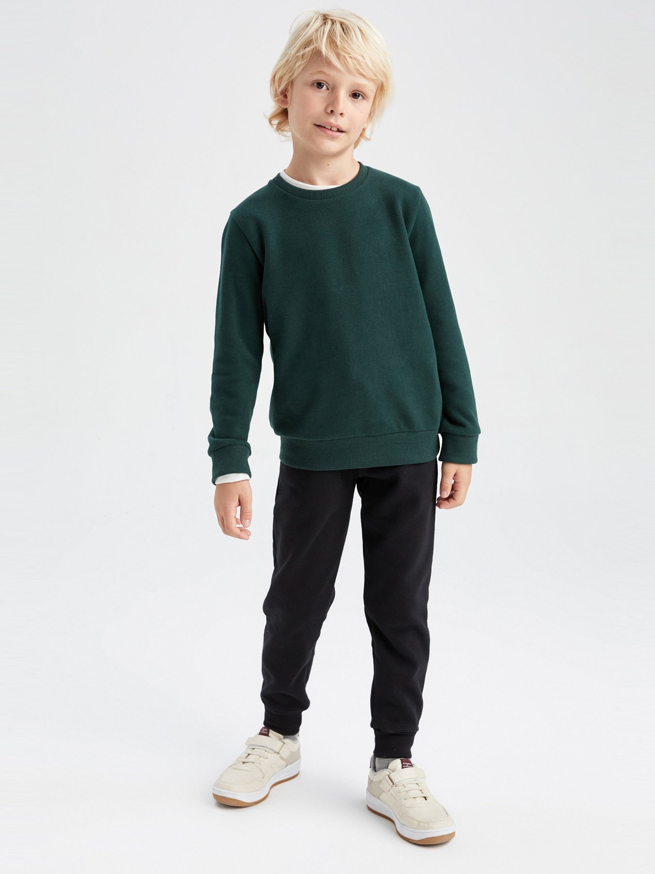 Джоггеры DeFacto модель X7671A6-BK81 Фото