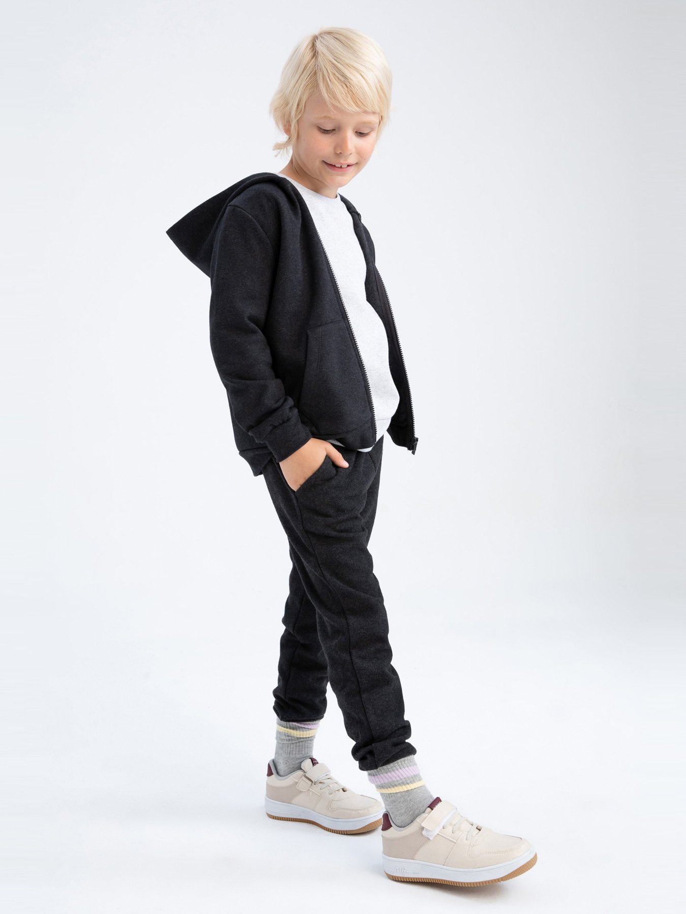 Джоггеры DeFacto модель R8610A6-AR102 Фото