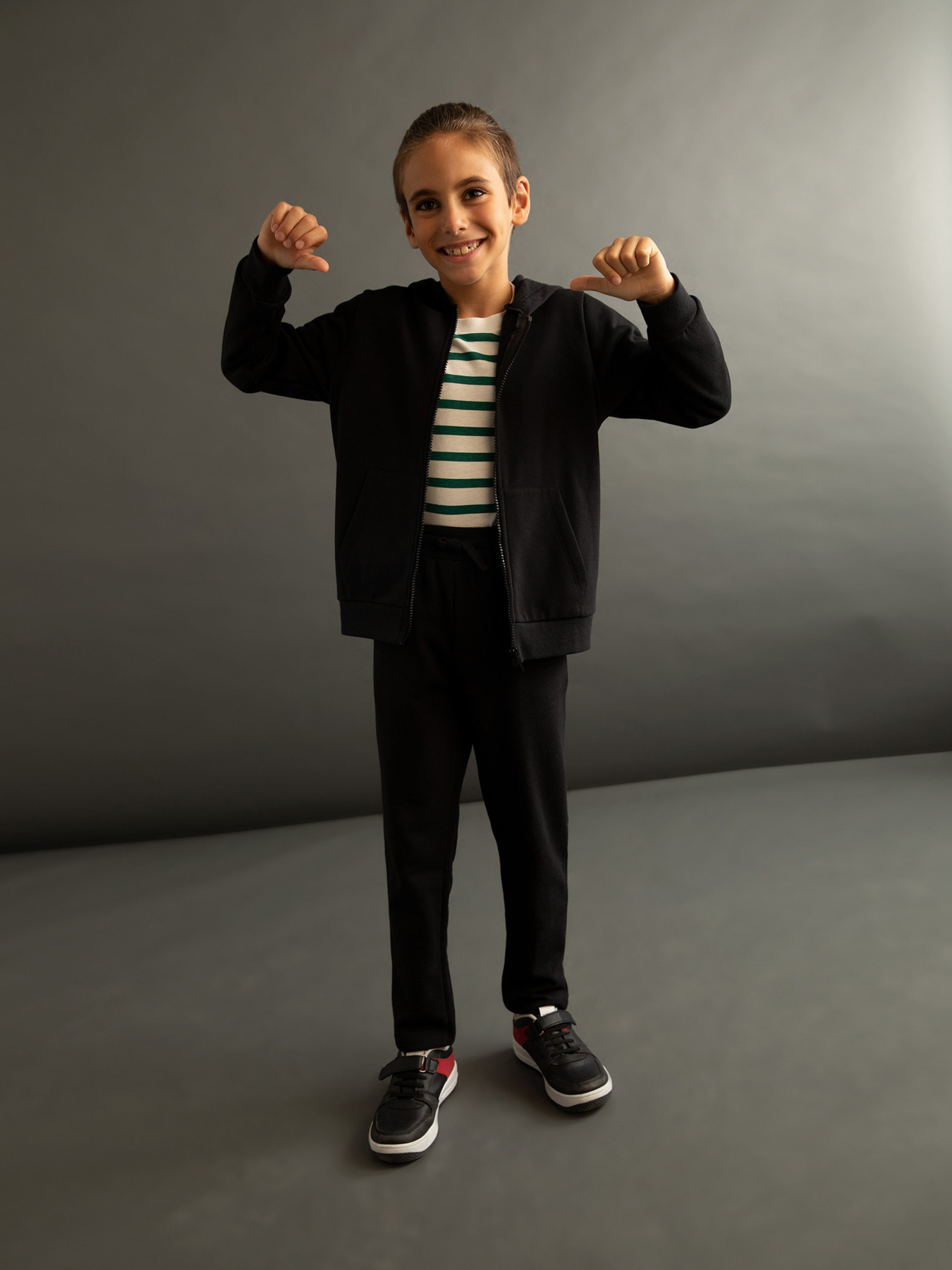 Джогери DeFacto модель K8849A6-BK81 Фото