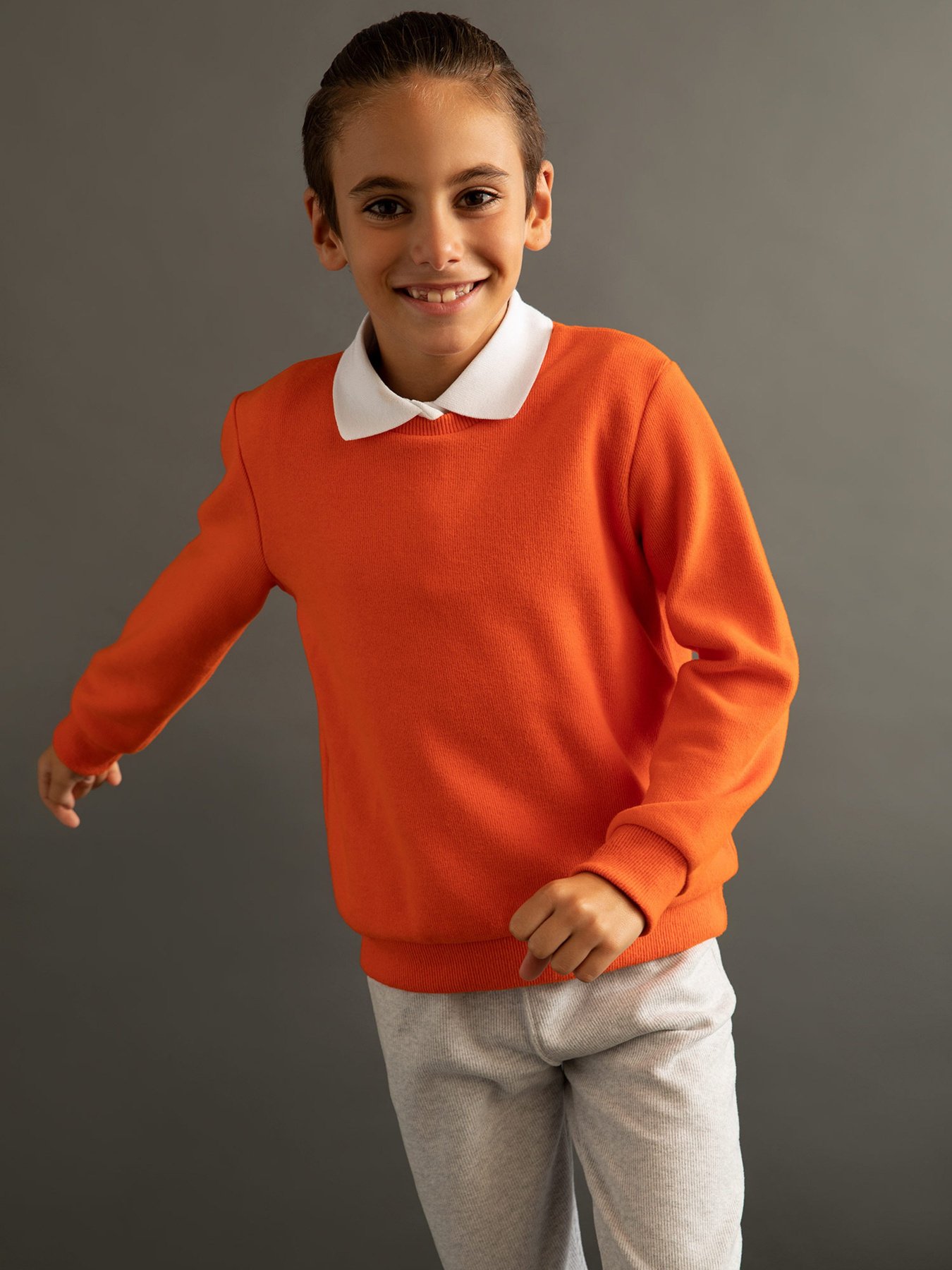 Свитшот DeFacto модель L0311A6-RD269 Фото