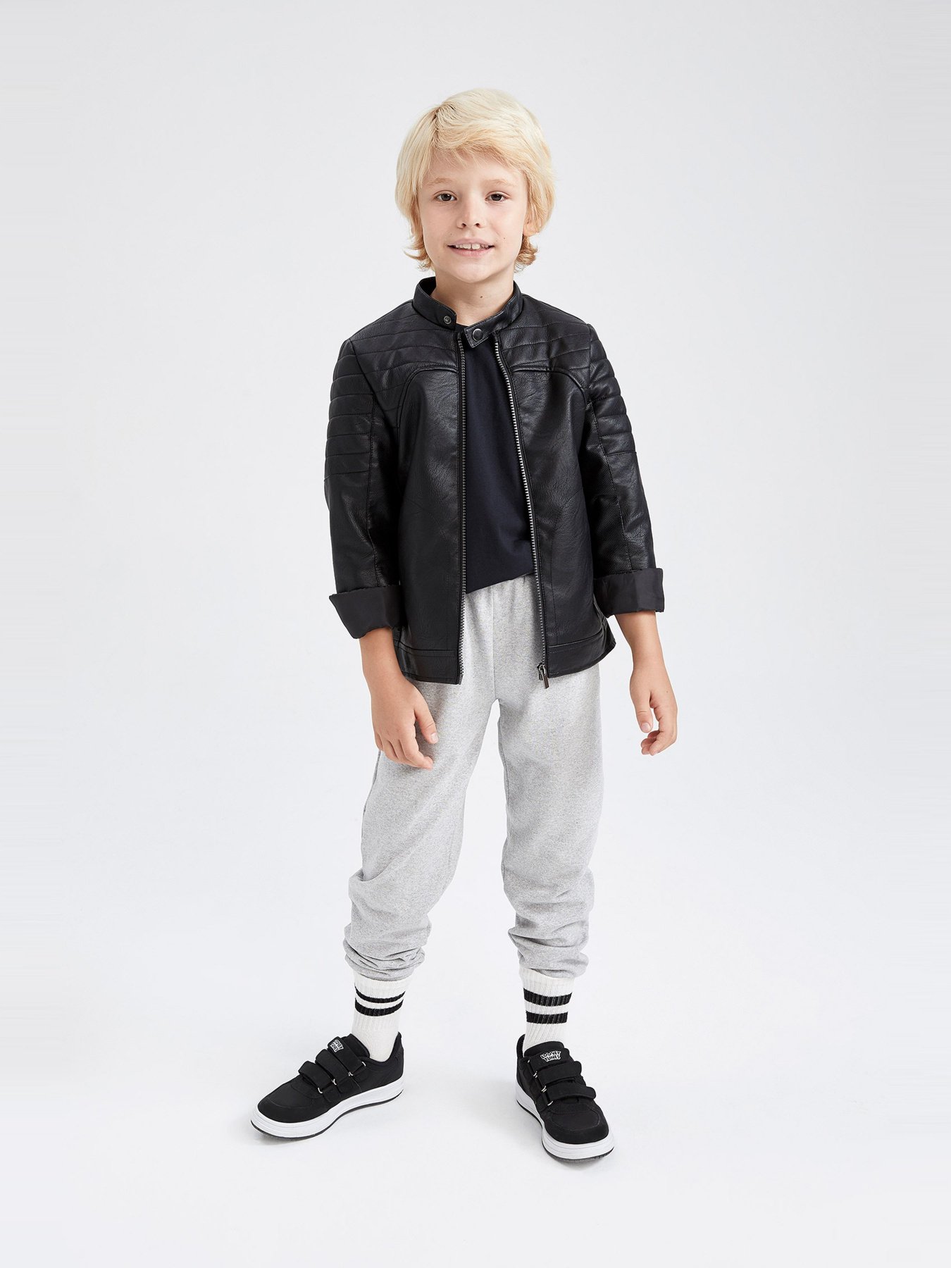 Джоггеры DeFacto модель U5934A6-GR210 Фото