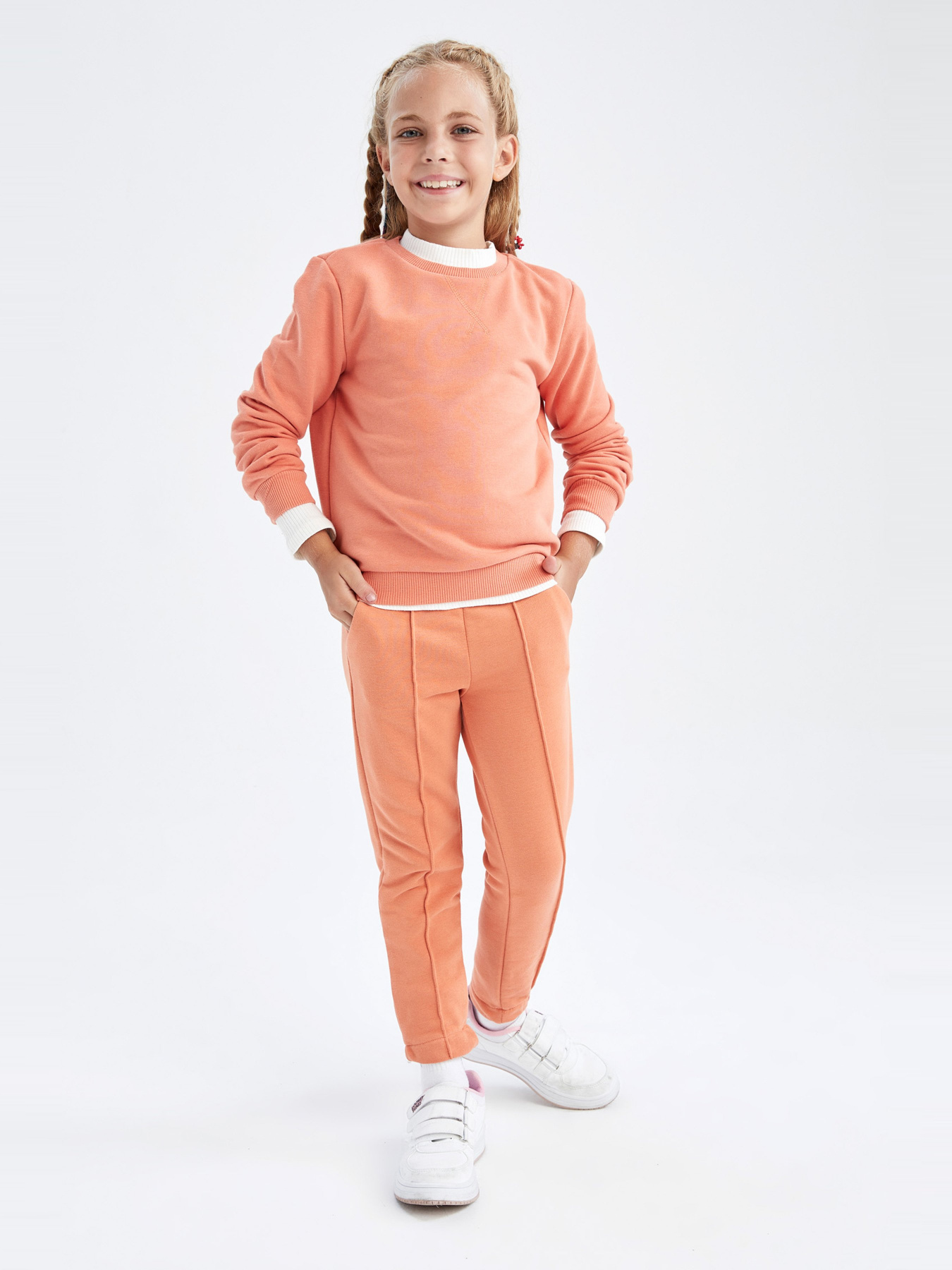 Світшот DeFacto модель U6470A6-OG203 Фото