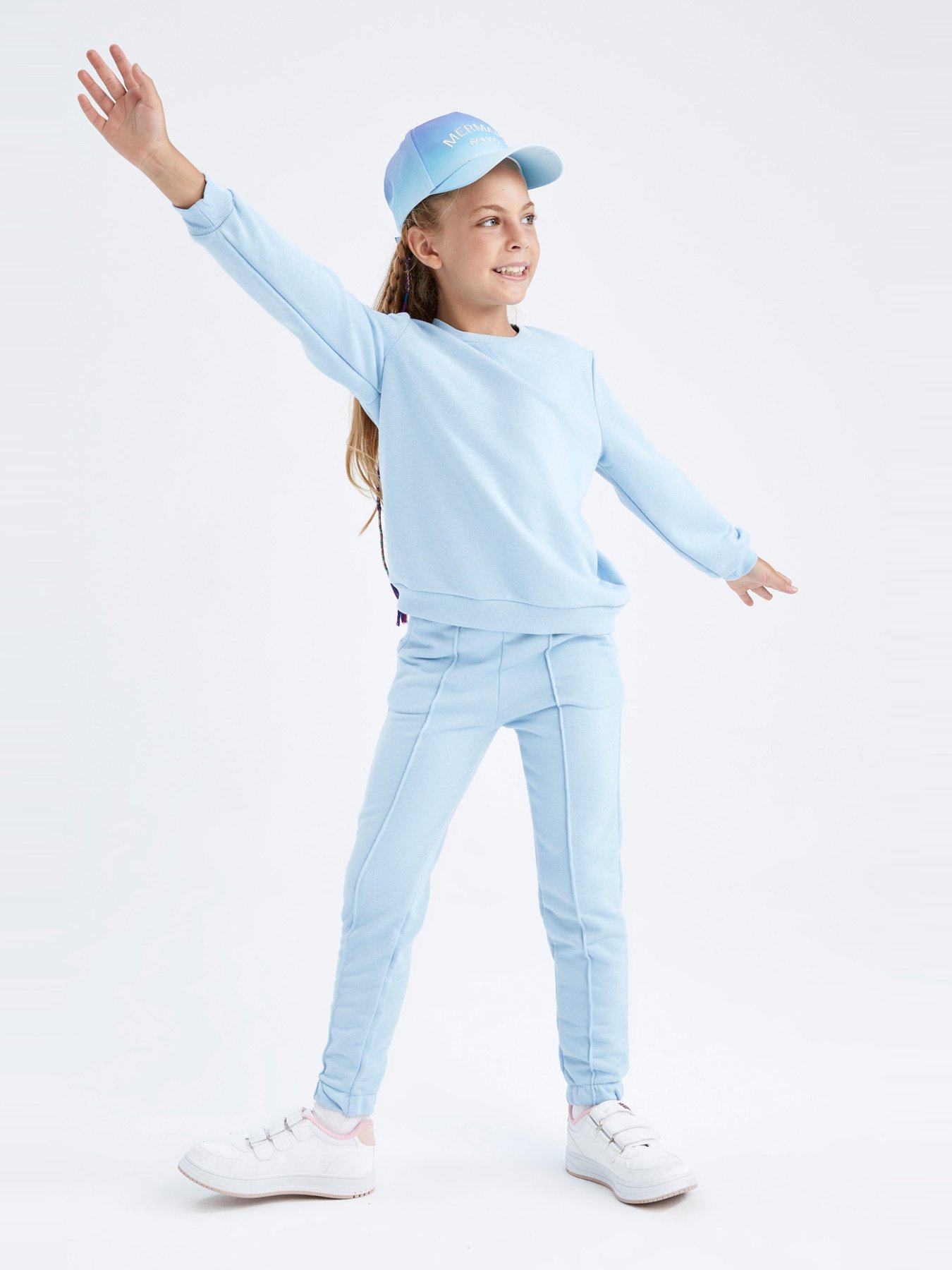 Джогери DeFacto модель X9036A6-BE731 Джогери DeFacto модель X9036A6-BE731 Фото