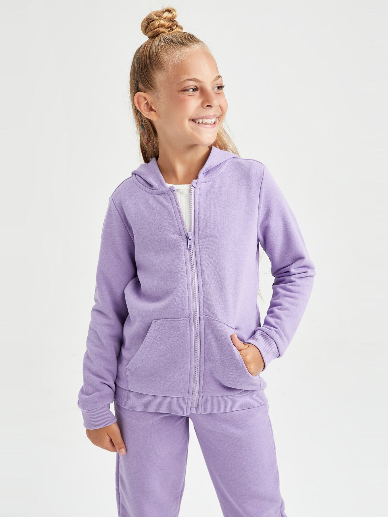 Спортивная кофта DeFacto модель Y0942A6-PR262 Фото