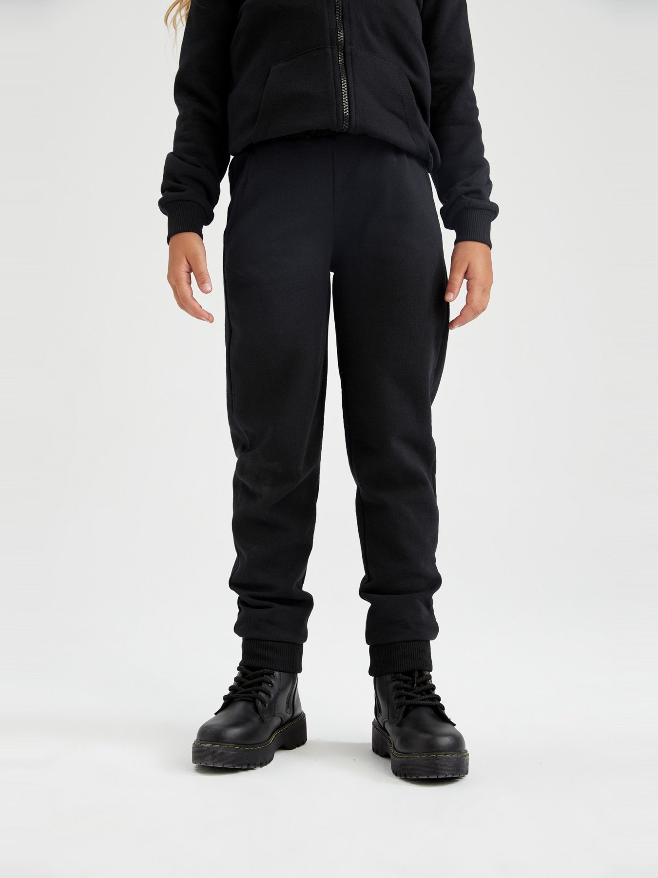 Джогери DeFacto модель Y1078A6-BK81 Фото