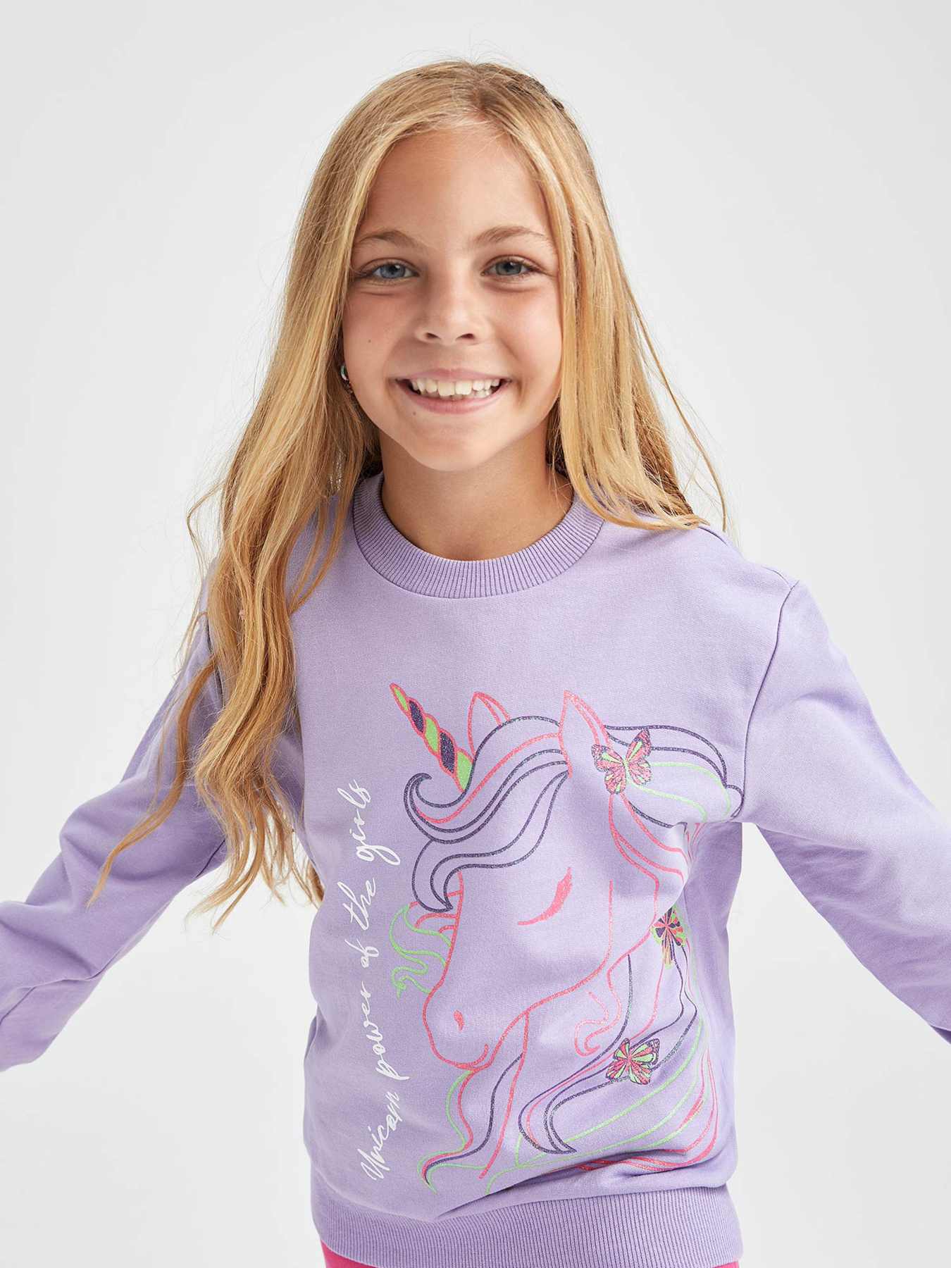 Свитшот DeFacto модель Y3725A6-PR141 Фото