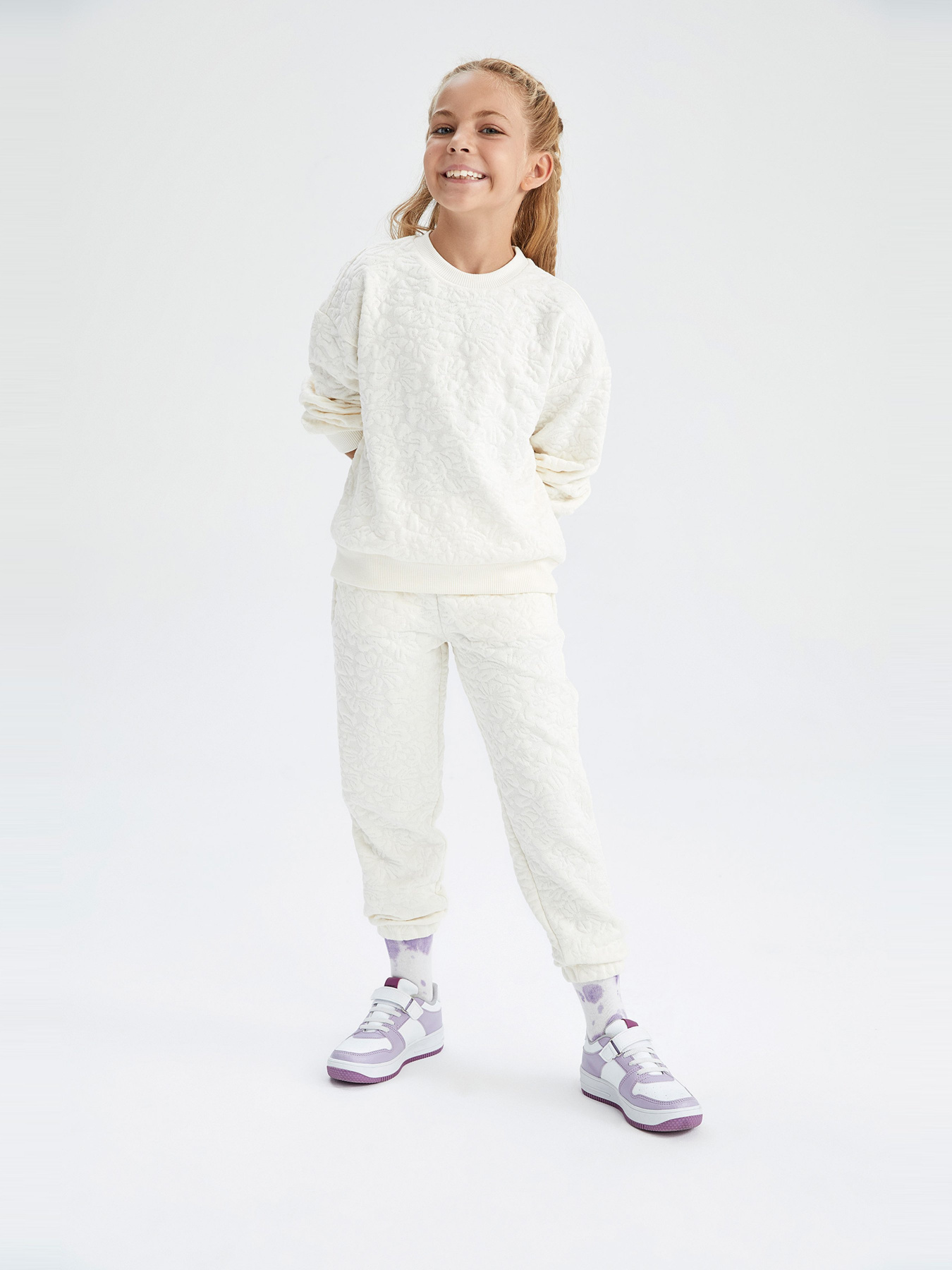 Світшот DeFacto модель Y3795A6-BG285 Фото