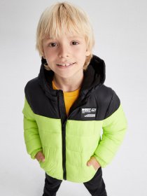 Демісезонна куртка DeFacto модель X6335A6-BK27 Фото