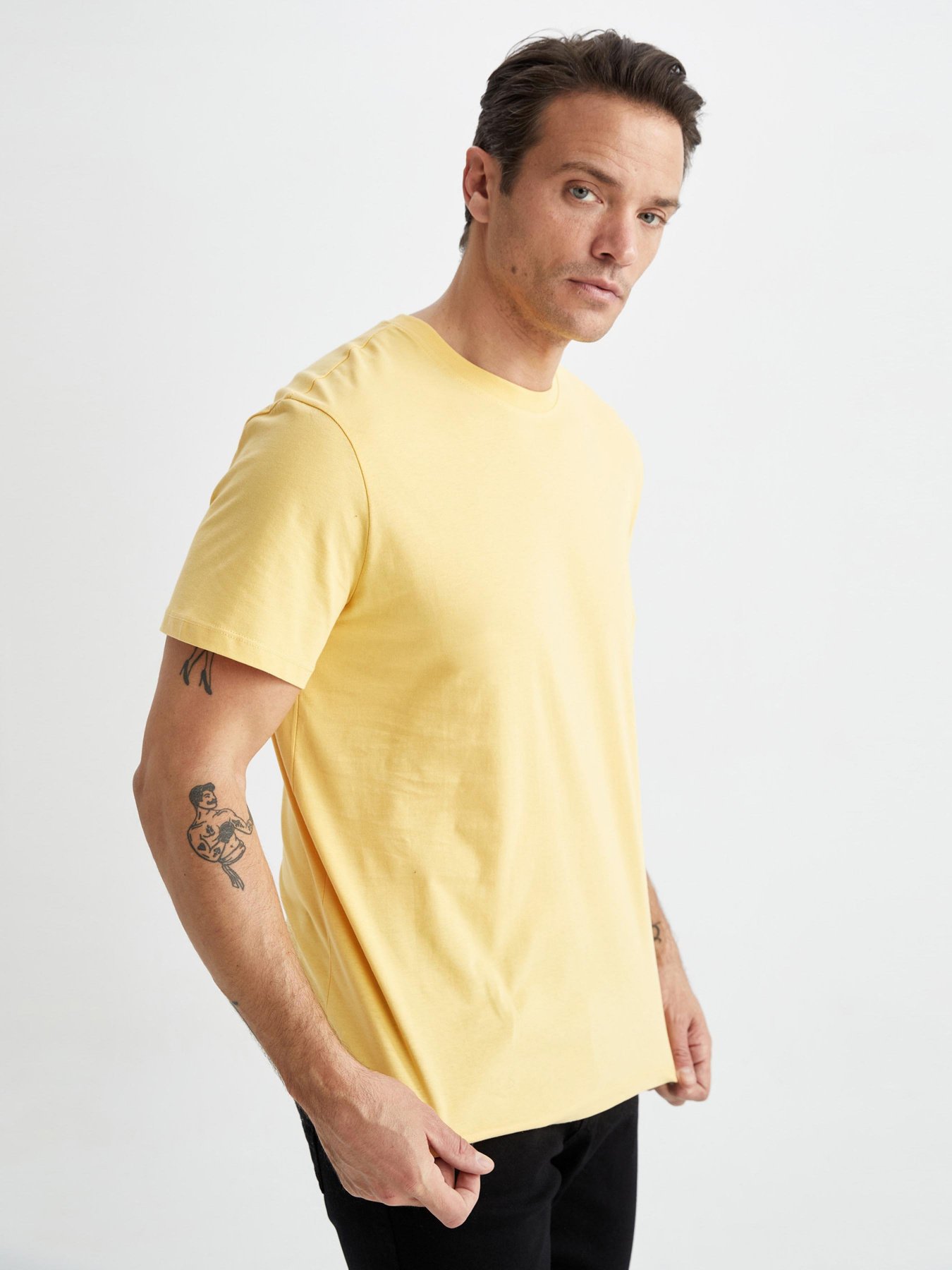 Футболка DeFacto модель V7699AZ-YL119 Фото