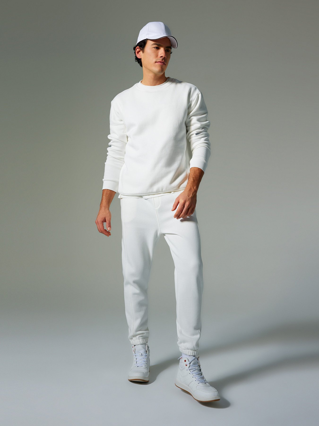 Джогери DeFacto модель Y2283AZ-ER105 Джогери DeFacto модель Y2283AZ-ER105 Фото