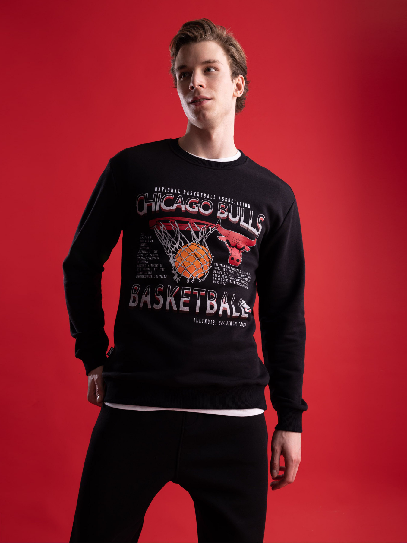 Свитшот DeFacto модель Z4628AZ-BK81 Фото