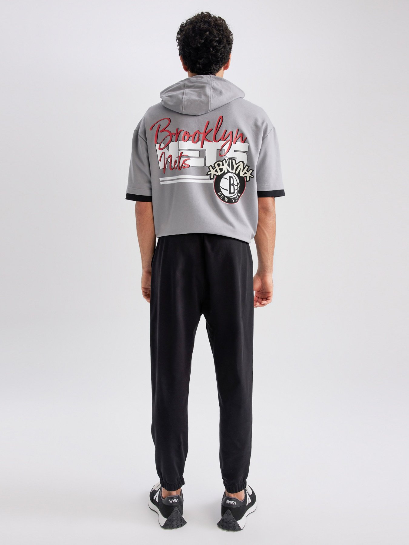 Джогери DeFacto модель Z4669AZ-BK81 Фото