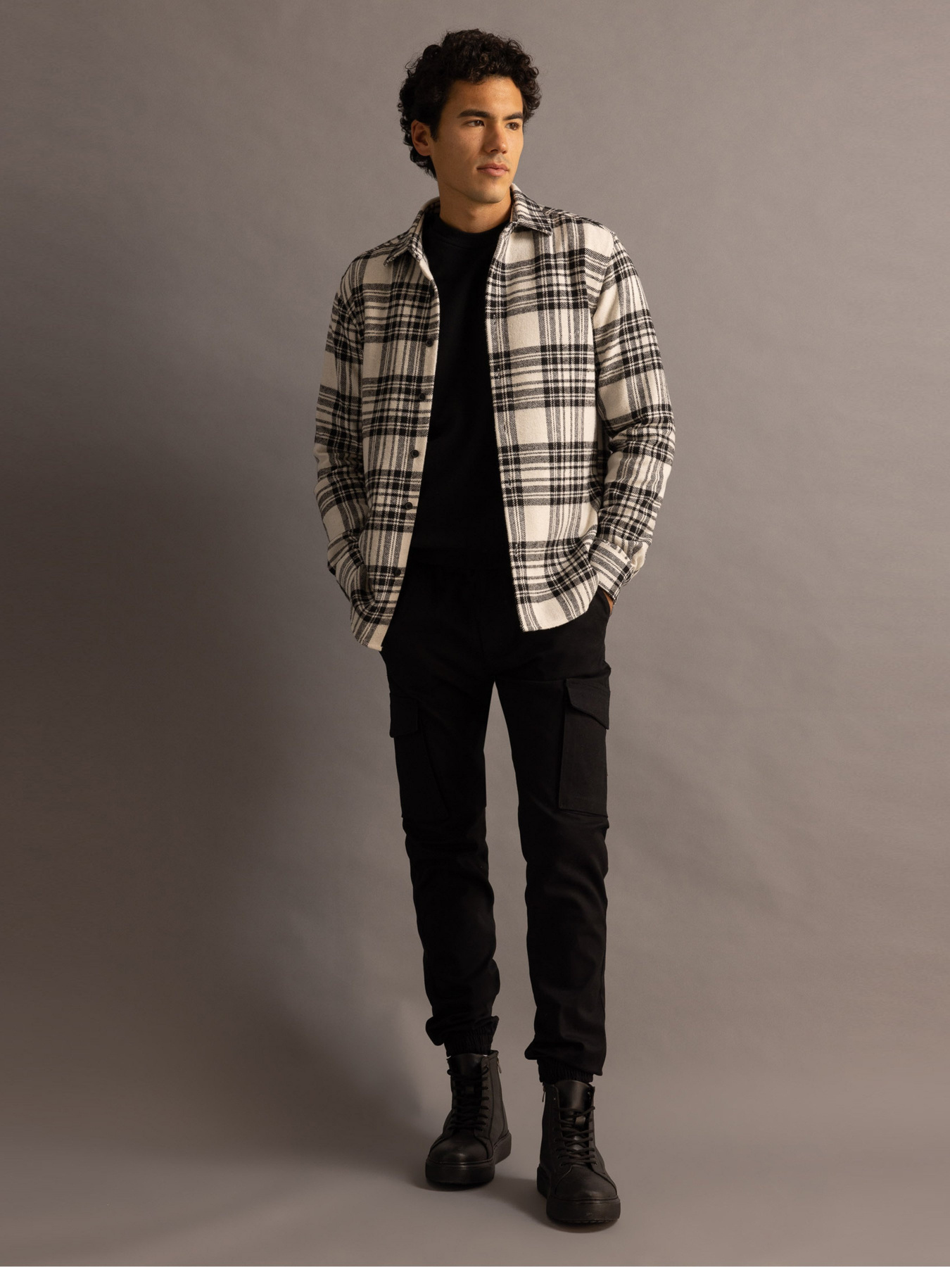 Карго DeFacto модель Z5235AZ-BK27 Карго DeFacto модель Z5235AZ-BK27 Фото