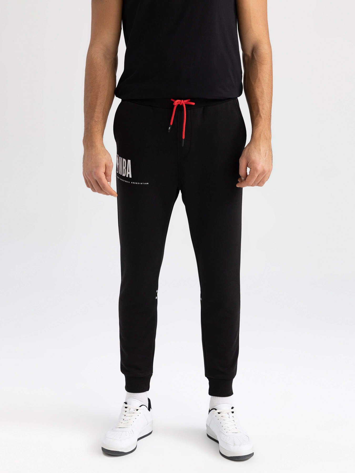 Джогери DeFacto модель W6368AZ-BK27 Фото